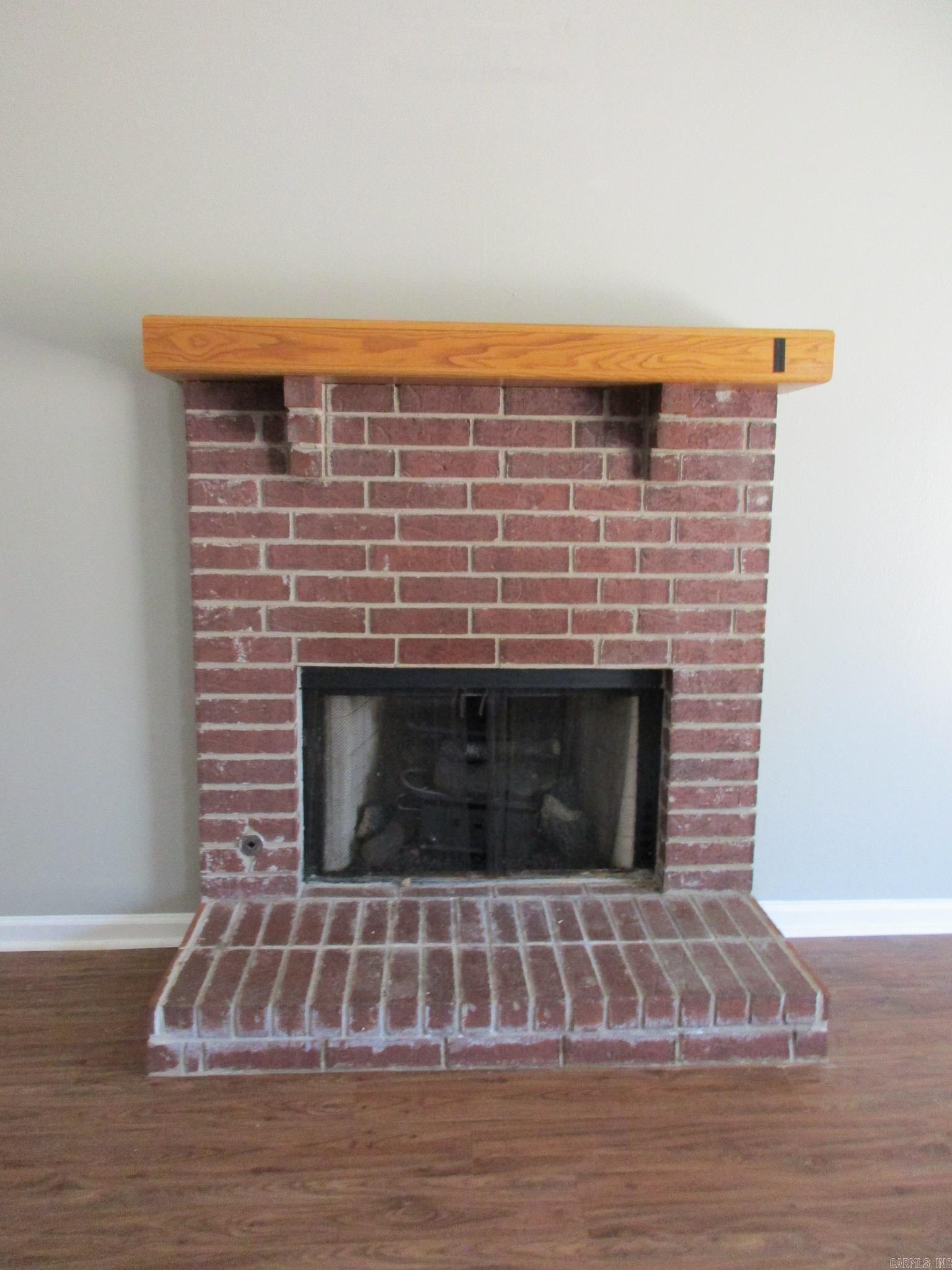 ROLLING BROOK - Residential