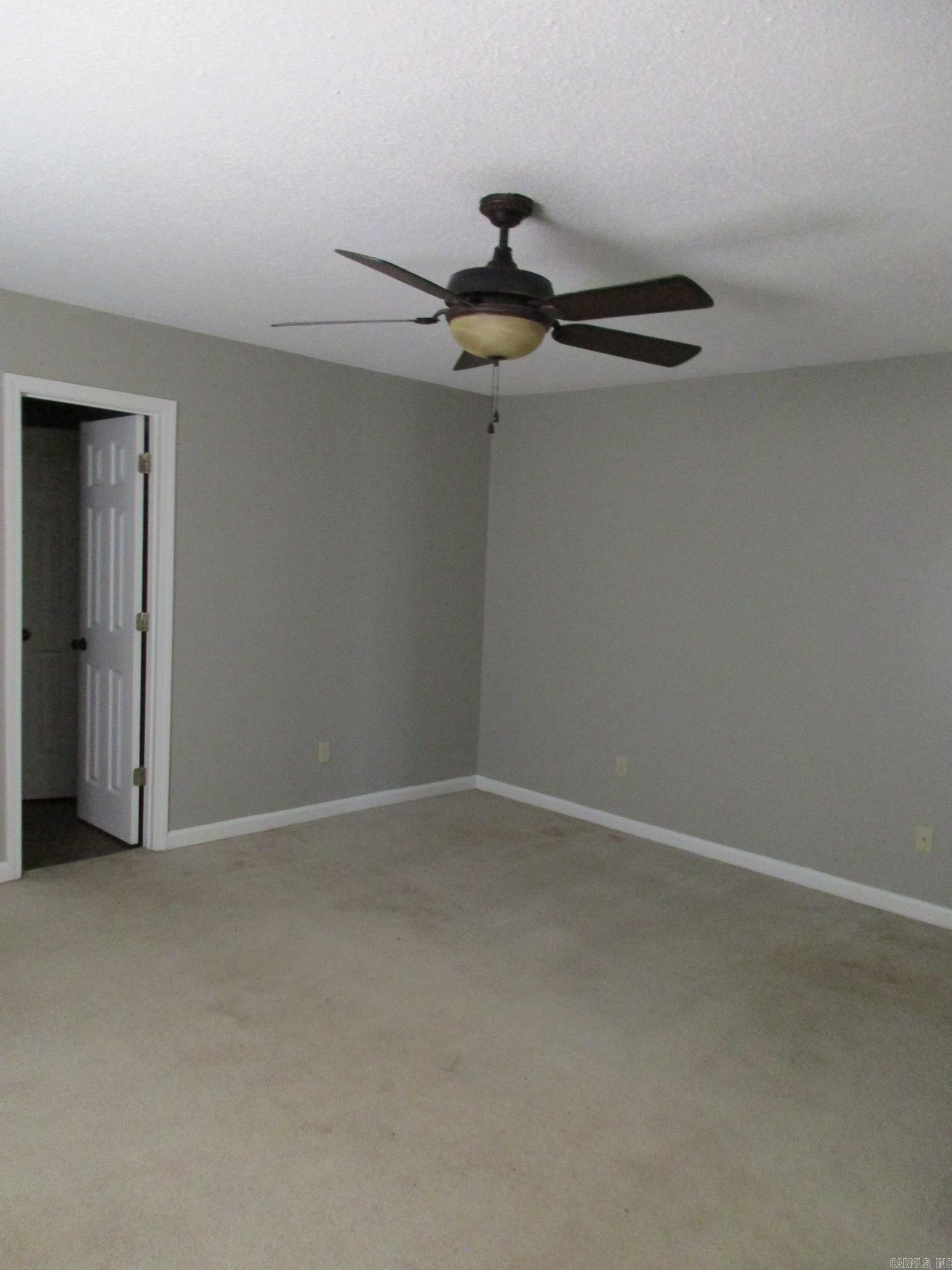 ROLLING BROOK - Residential