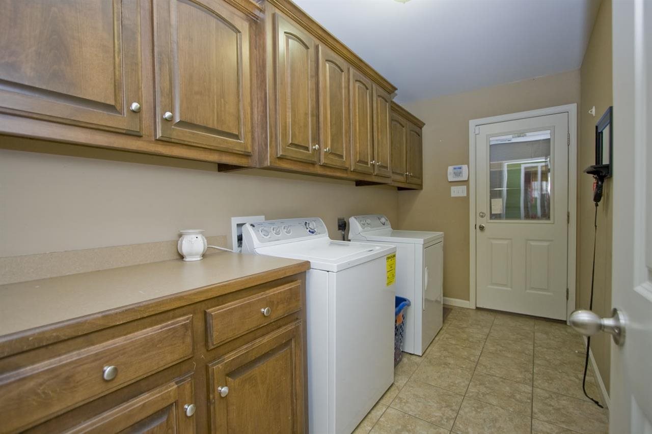 KINGS CROSSING - Residential