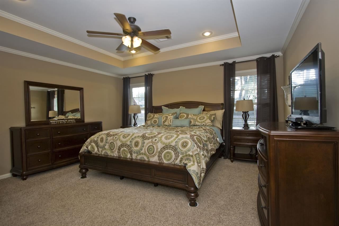 KINGS CROSSING - Residential