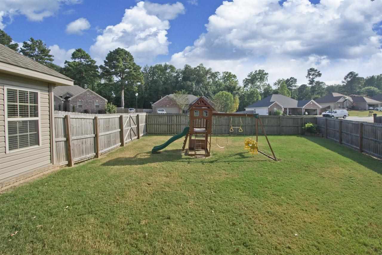 KINGS CROSSING - Residential