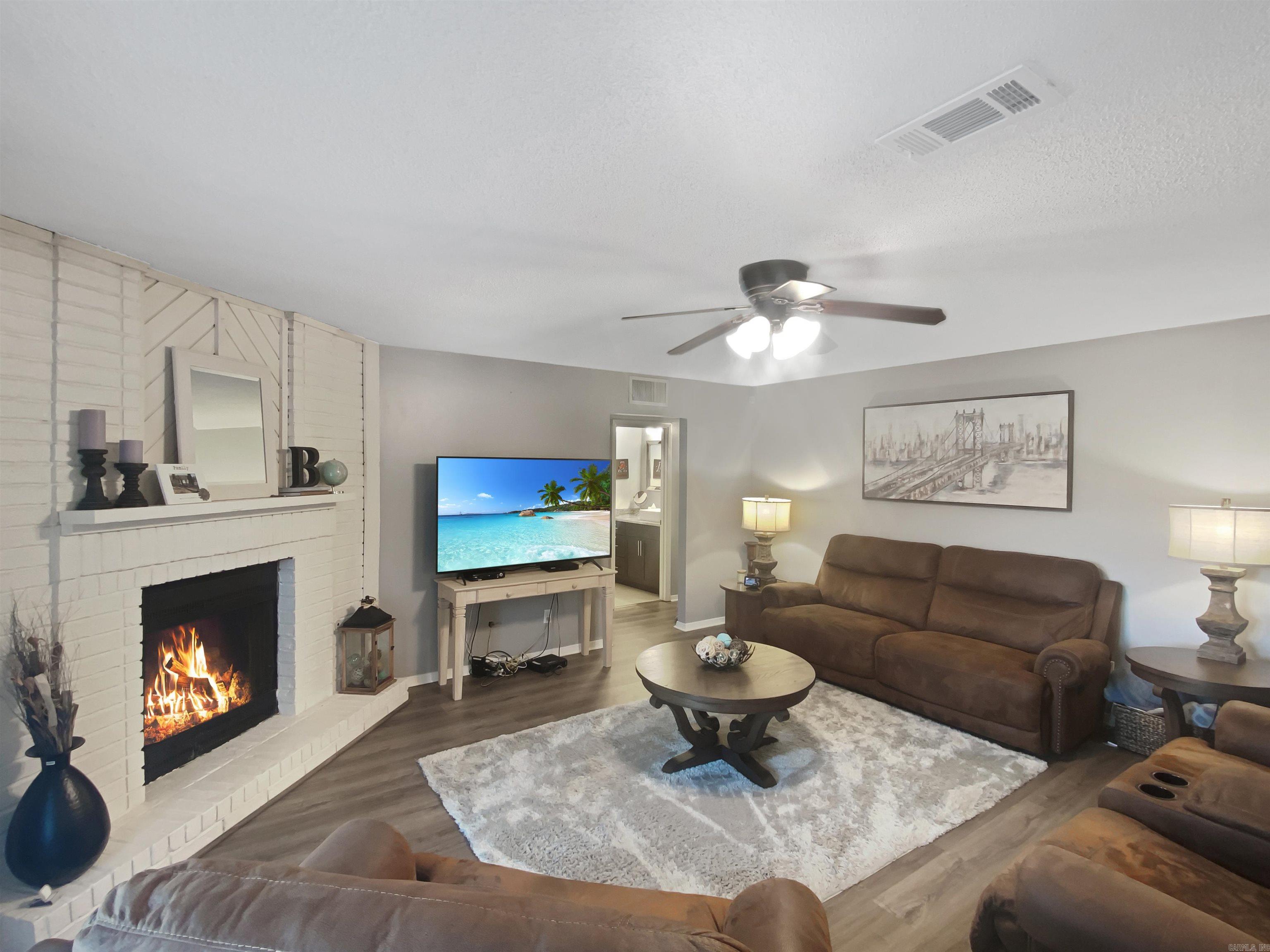 PARKWAY PLACE - Residential