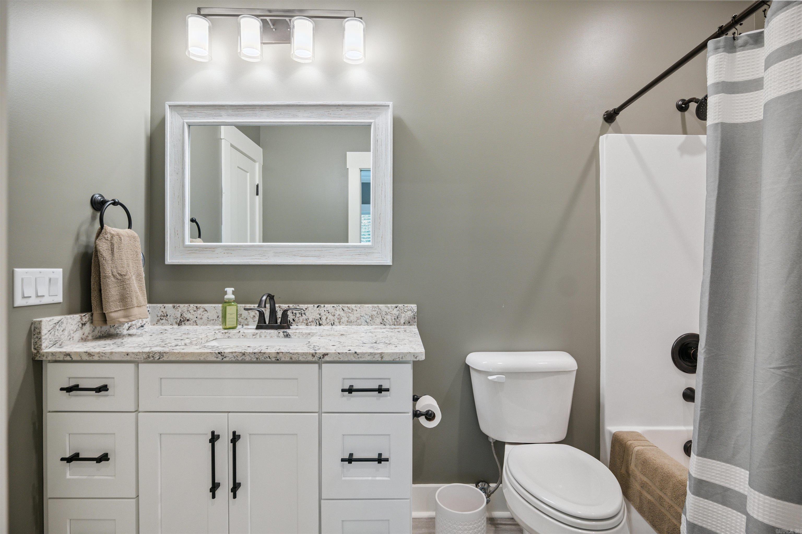 Mallard Pointe - Residential