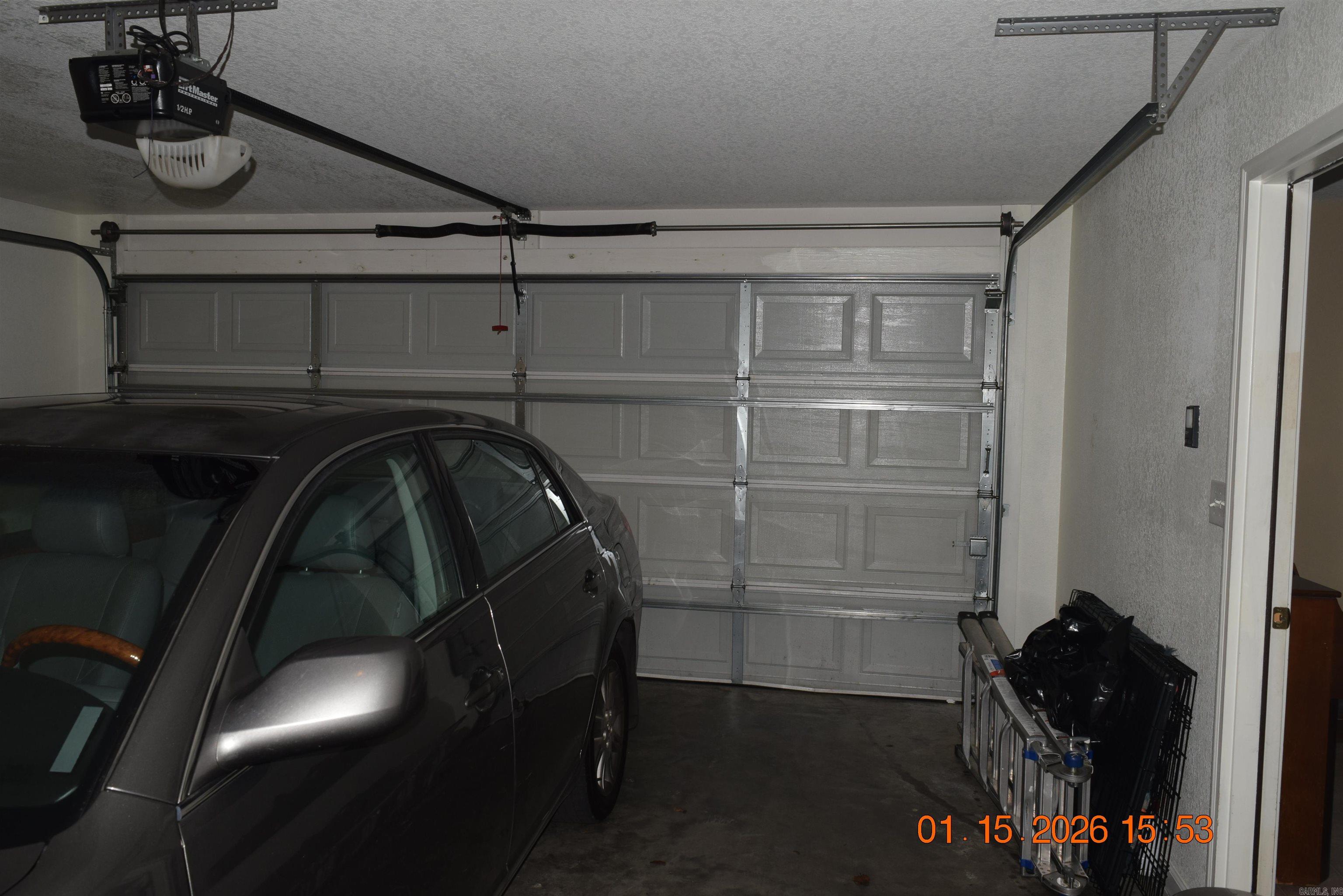 HICKORY HILLS - Residential