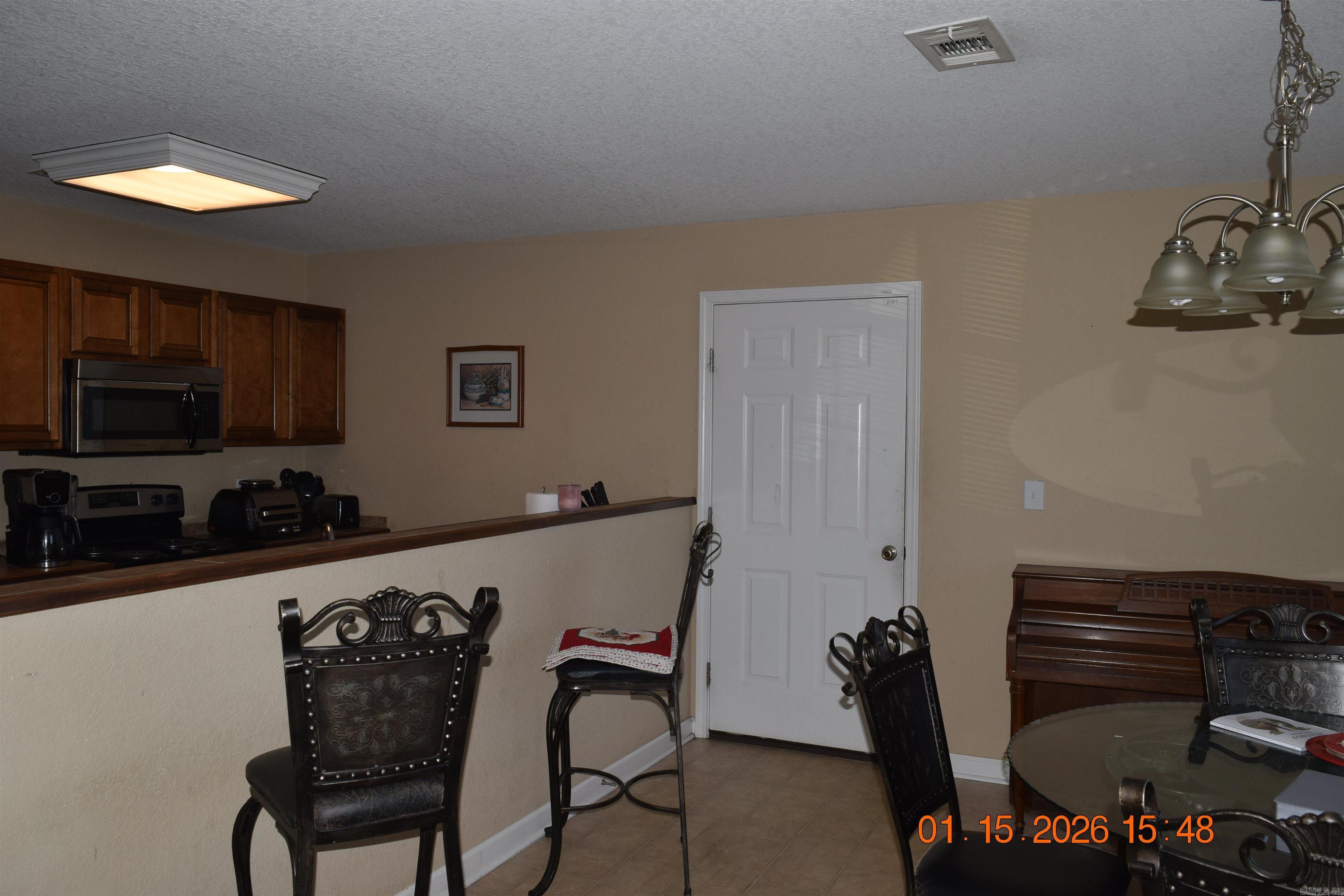 HICKORY HILLS - Residential