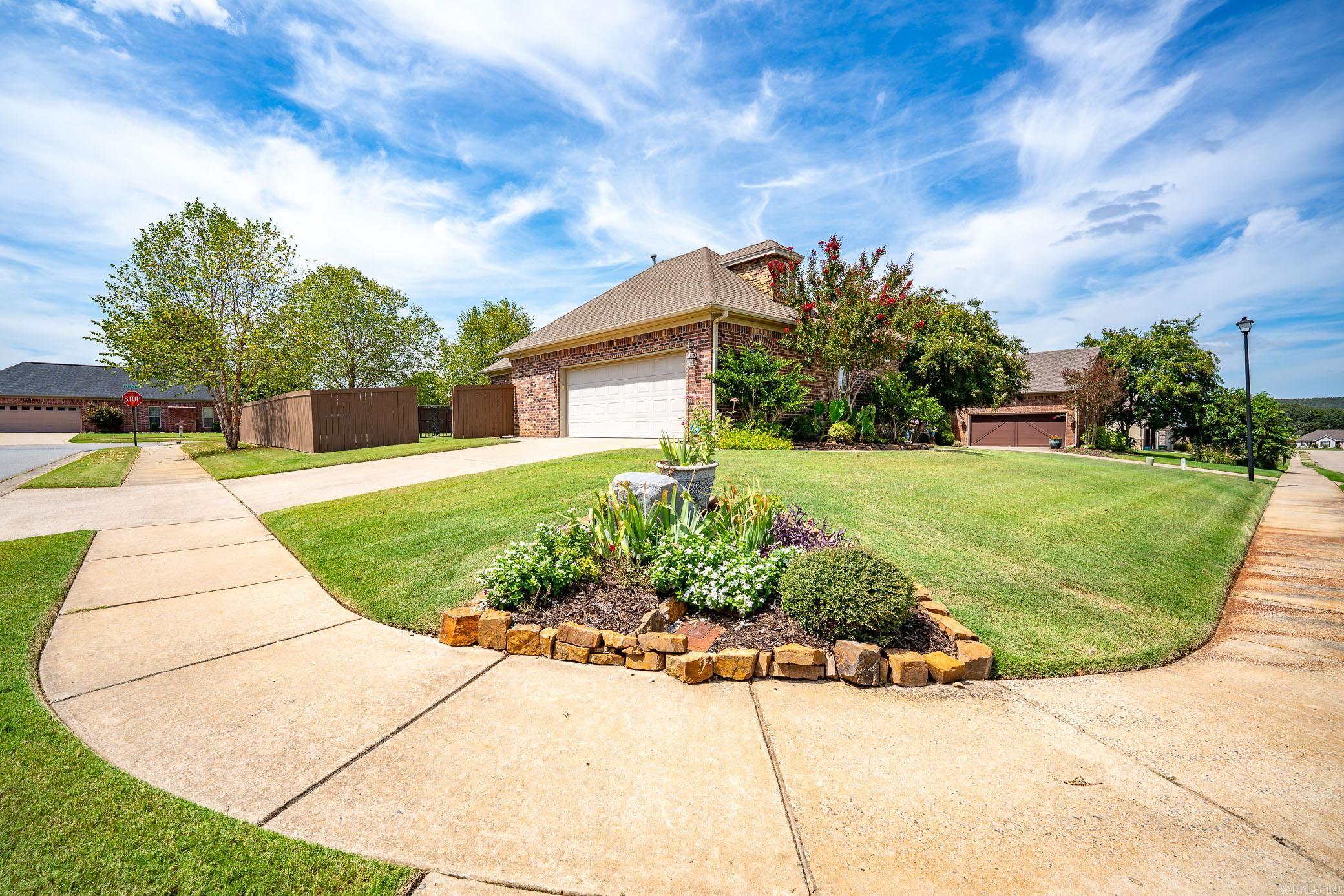 CHESTNUT MEADOWS - Residential