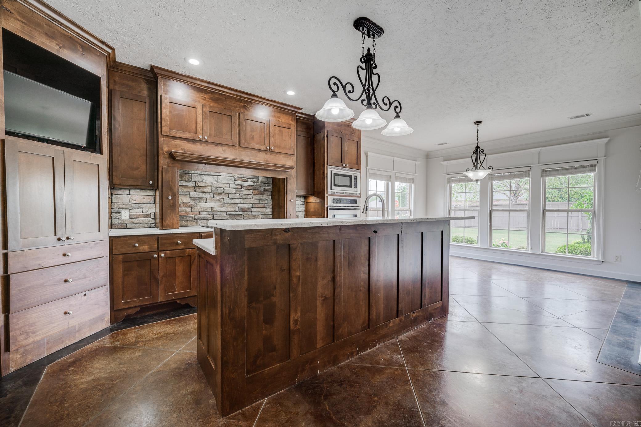 CHESTNUT MEADOWS - Residential