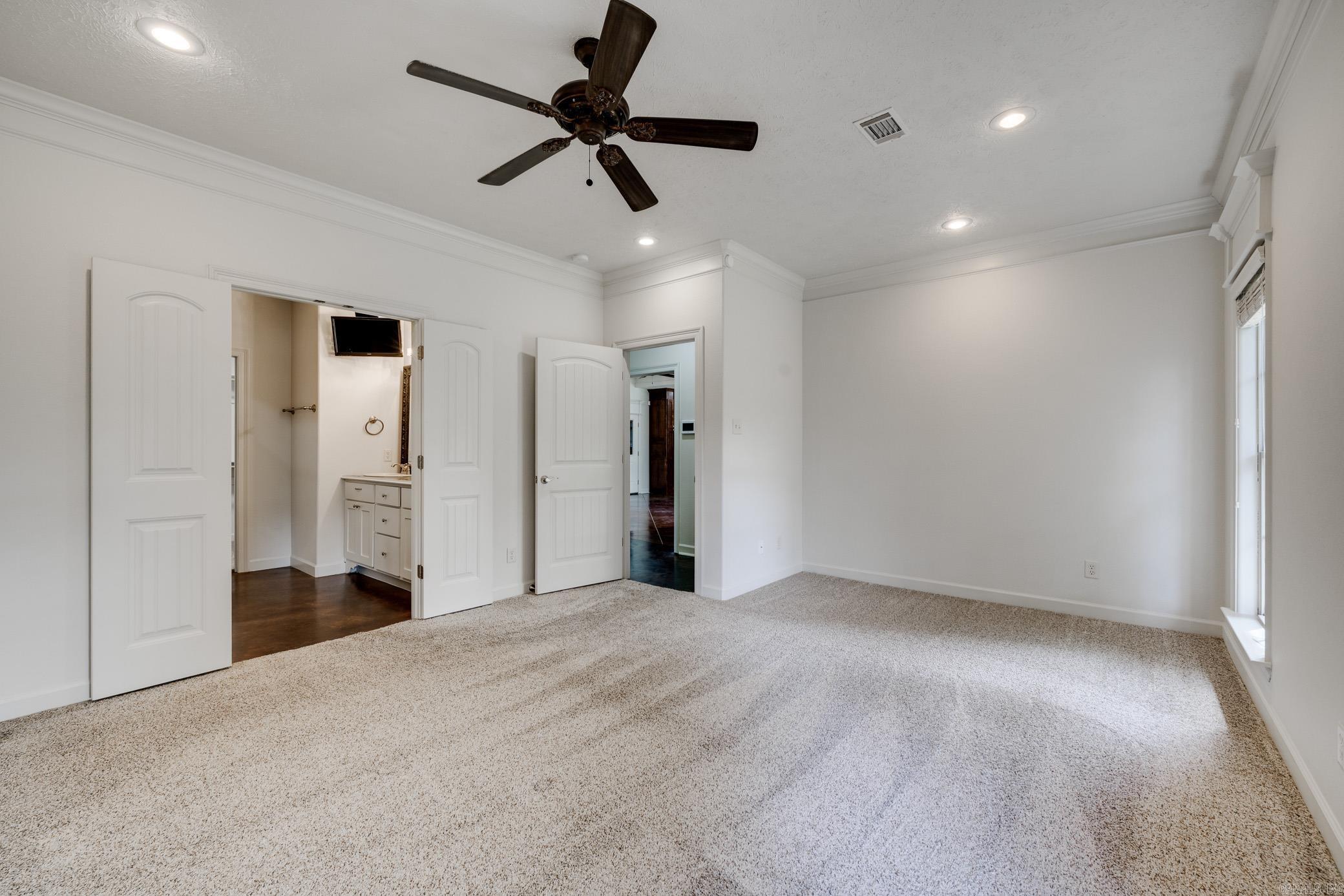 CHESTNUT MEADOWS - Residential