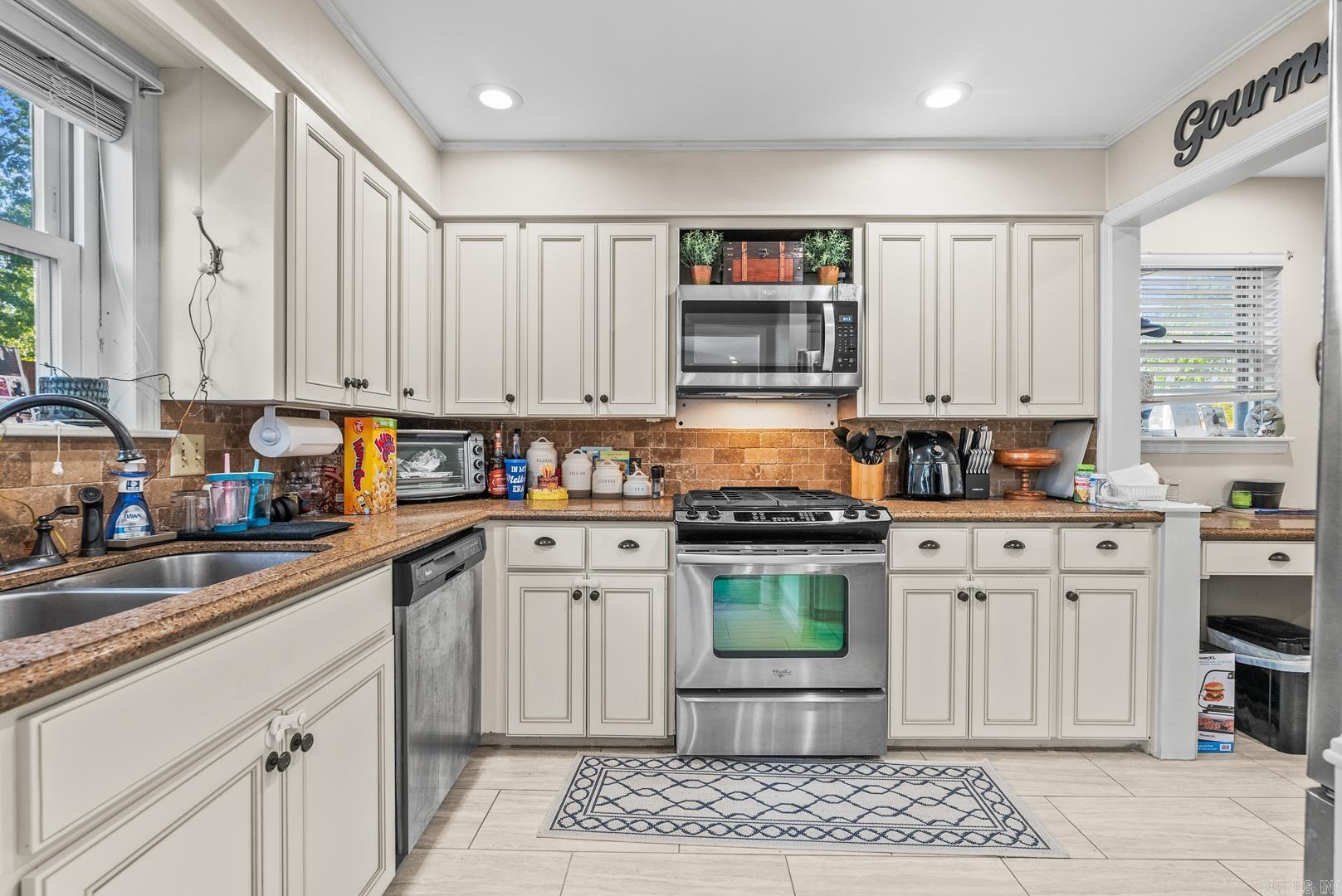 WALNUT VALLEY - Residential