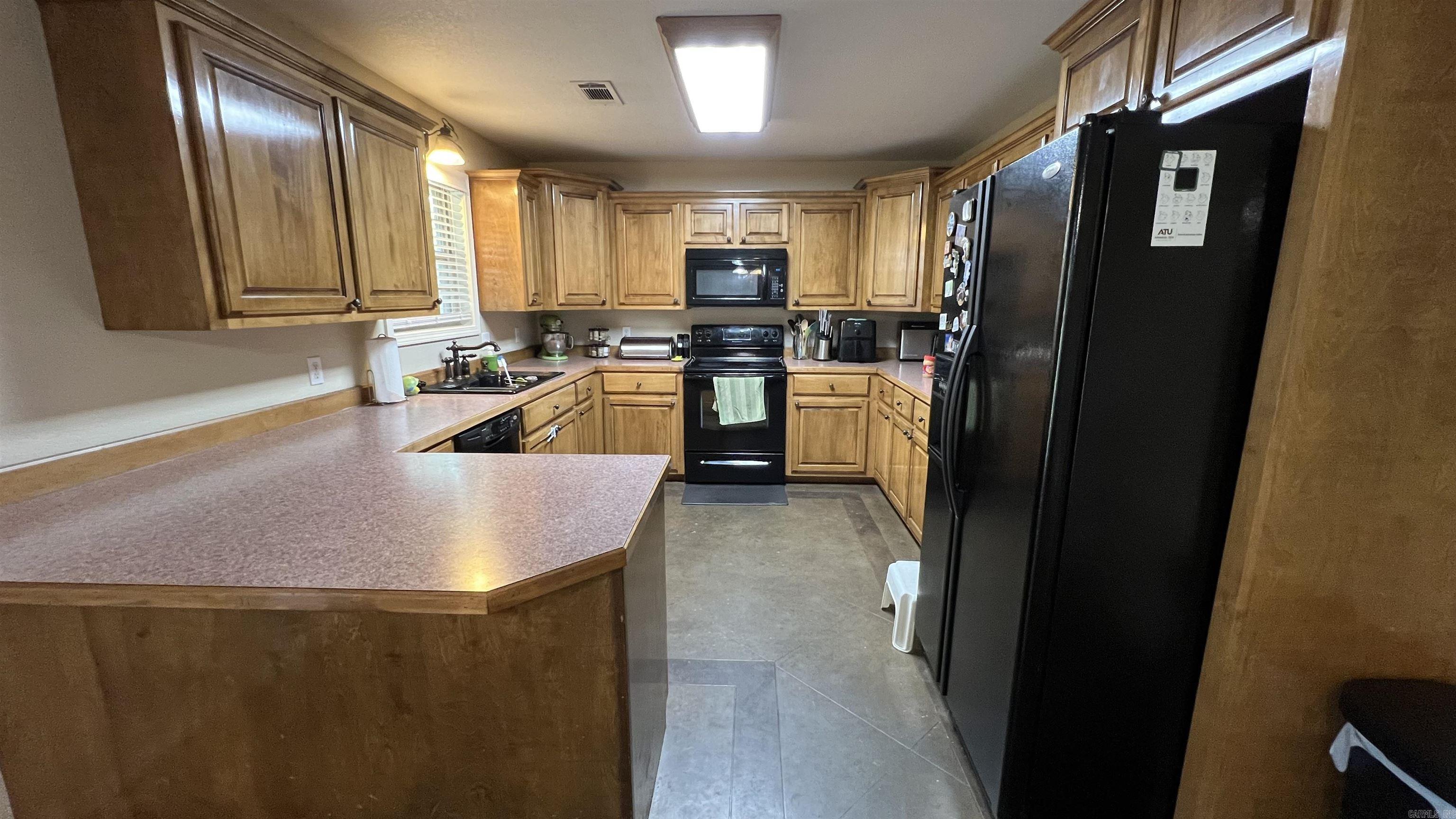 CEDAR RIDGE - Residential