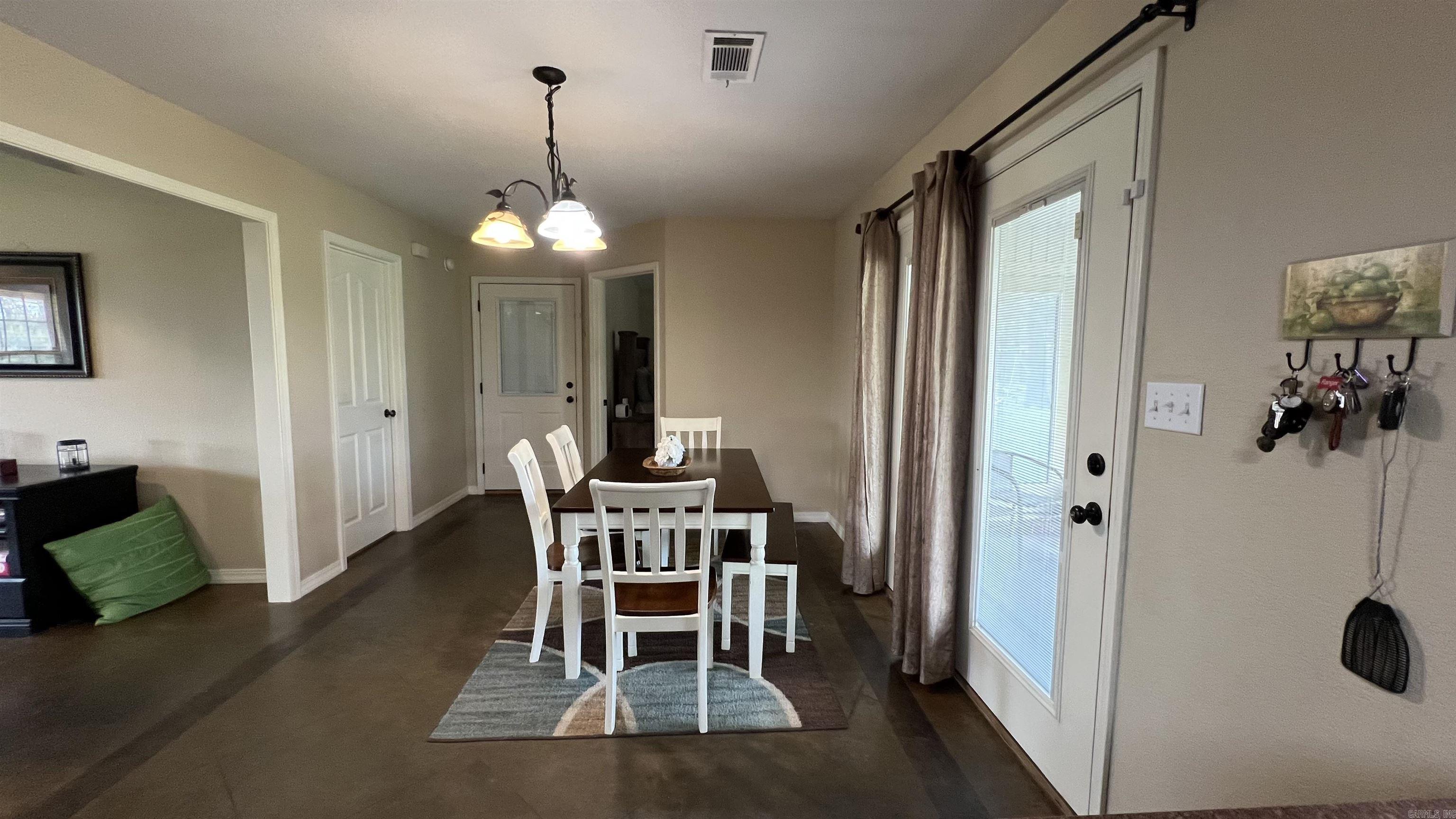 CEDAR RIDGE - Residential