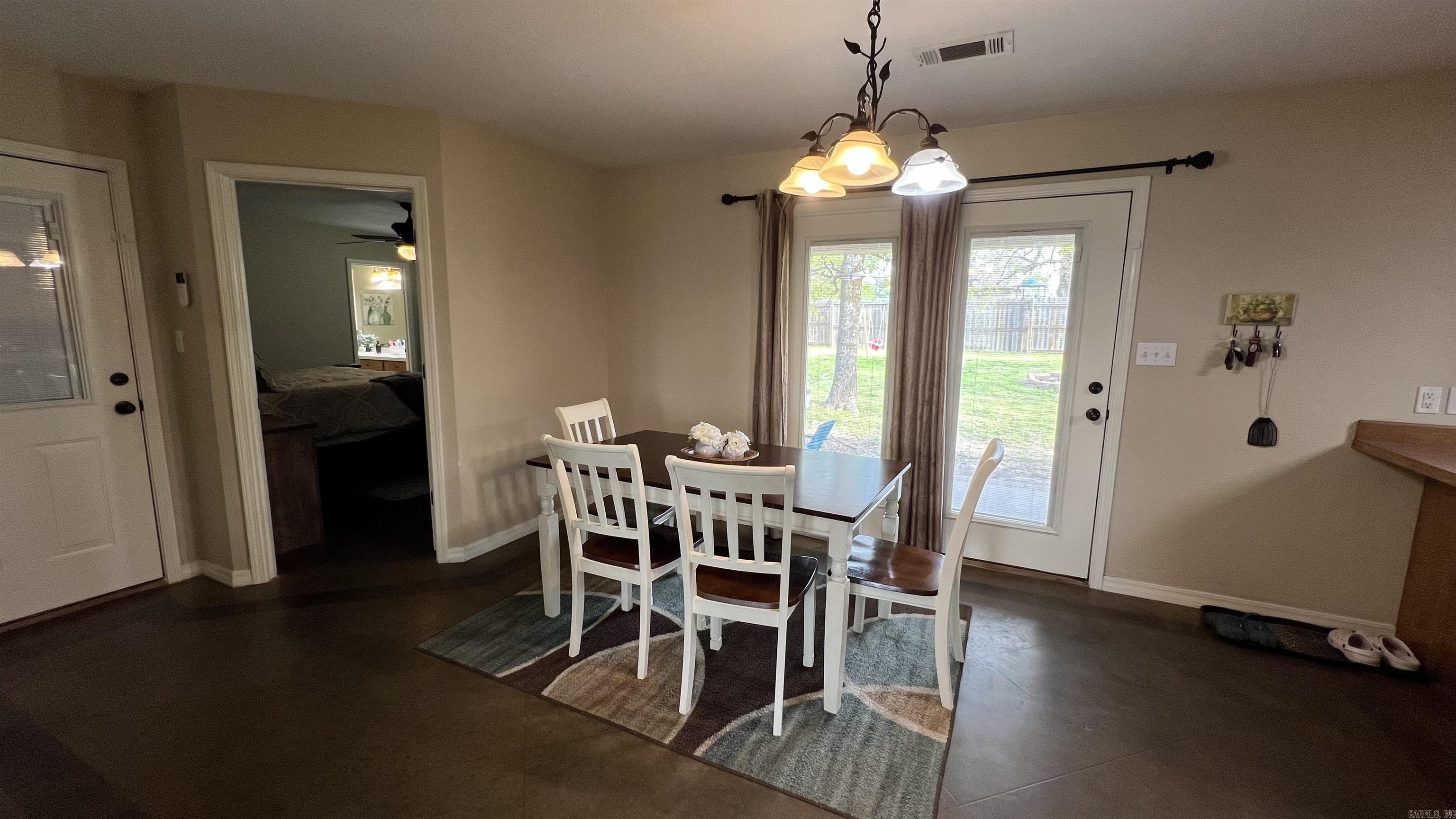 CEDAR RIDGE - Residential