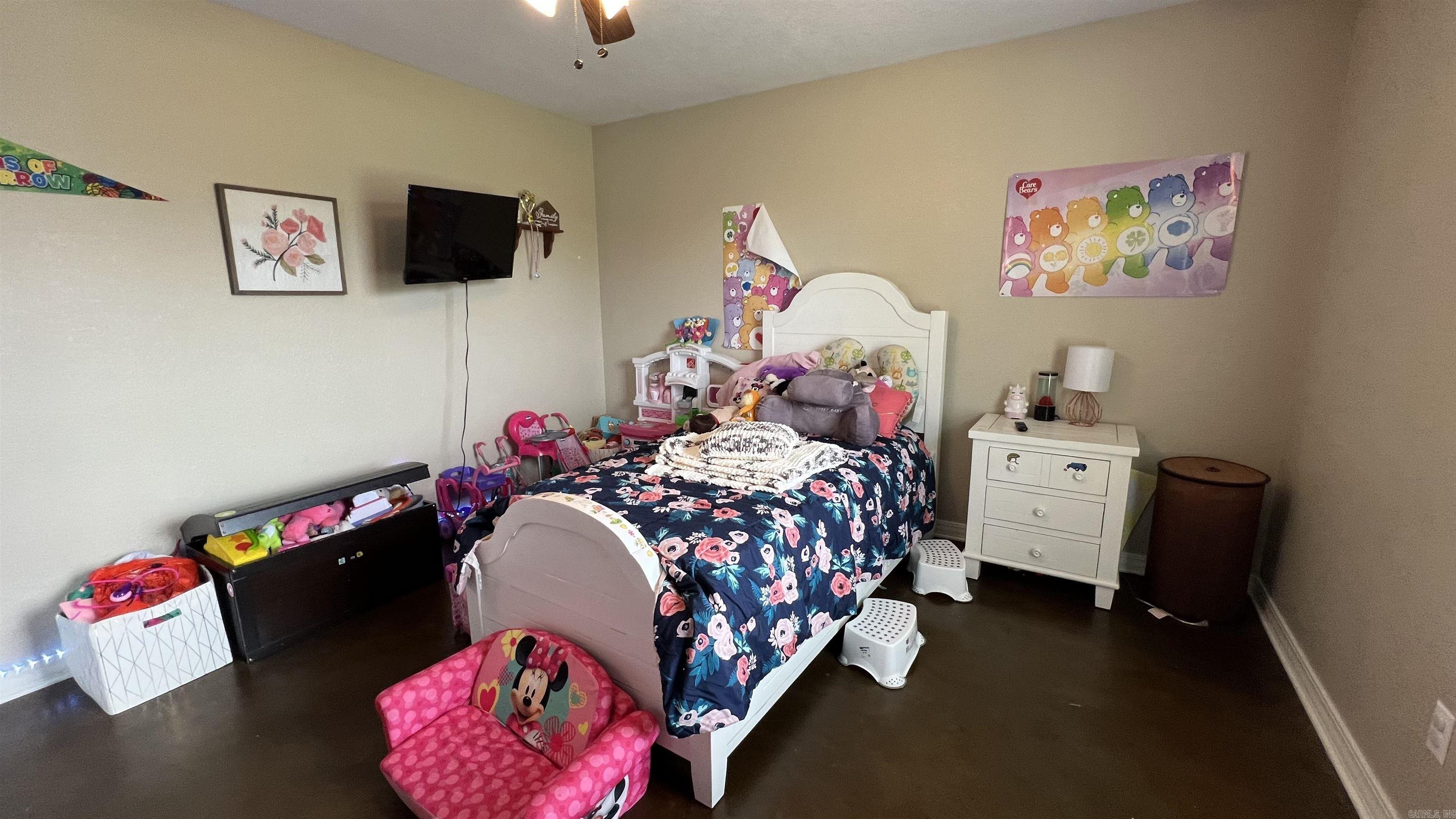 CEDAR RIDGE - Residential