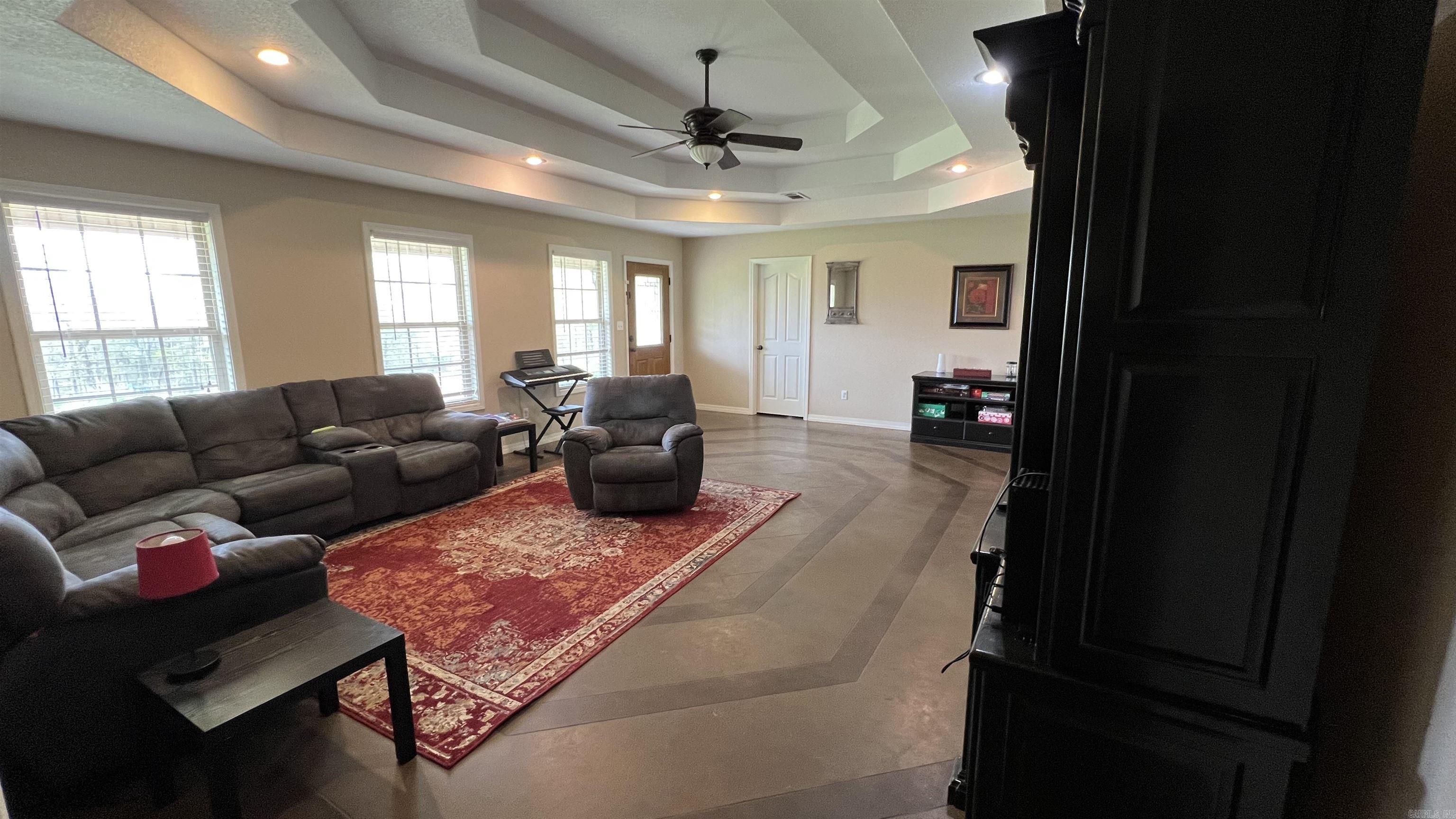 CEDAR RIDGE - Residential