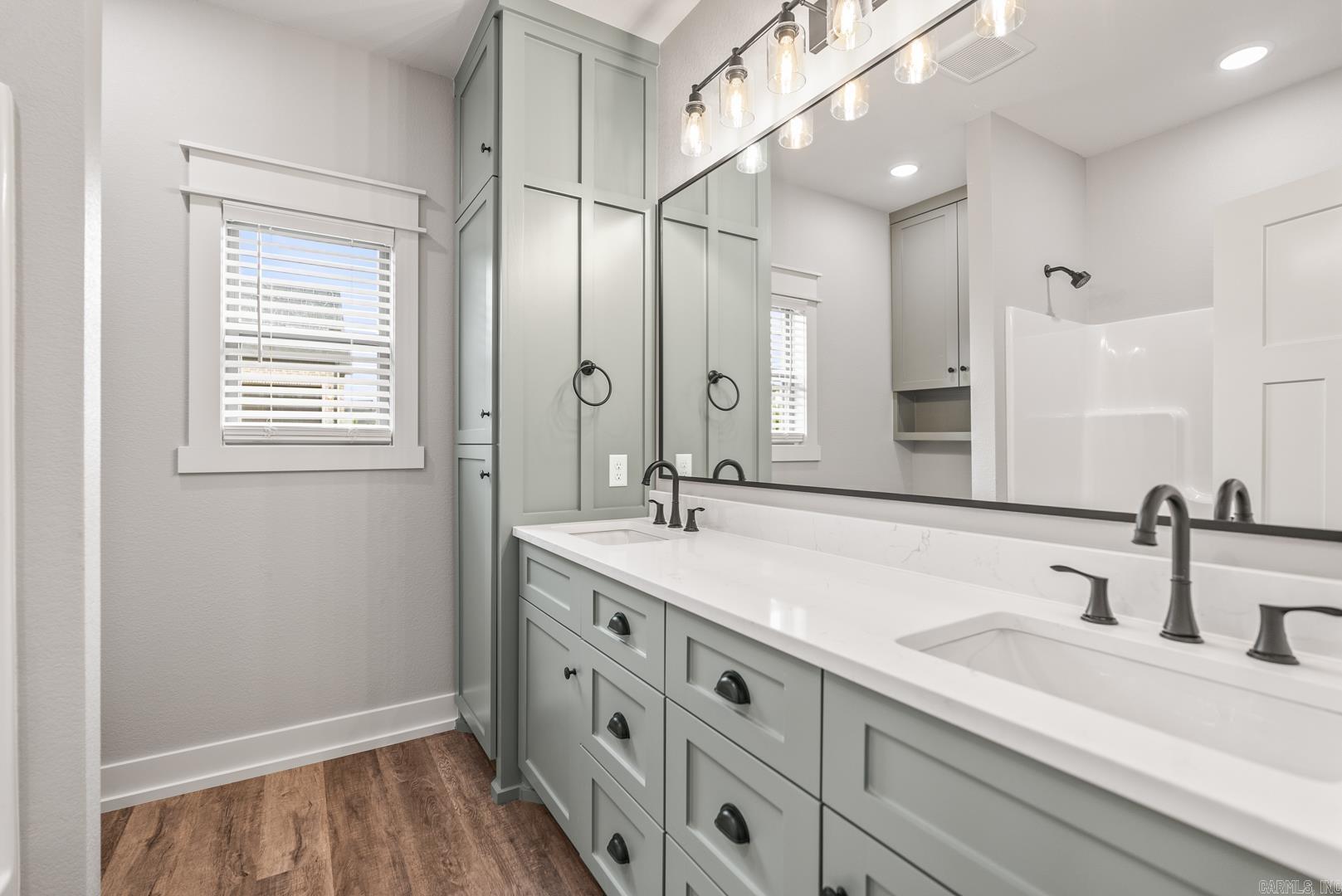 REPUBLICAN VALLEY ESTATES - Residential