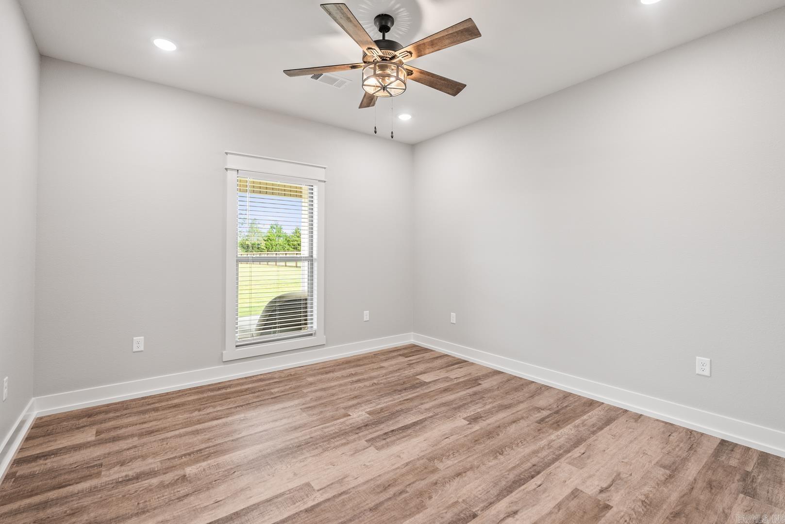 REPUBLICAN VALLEY ESTATES - Residential