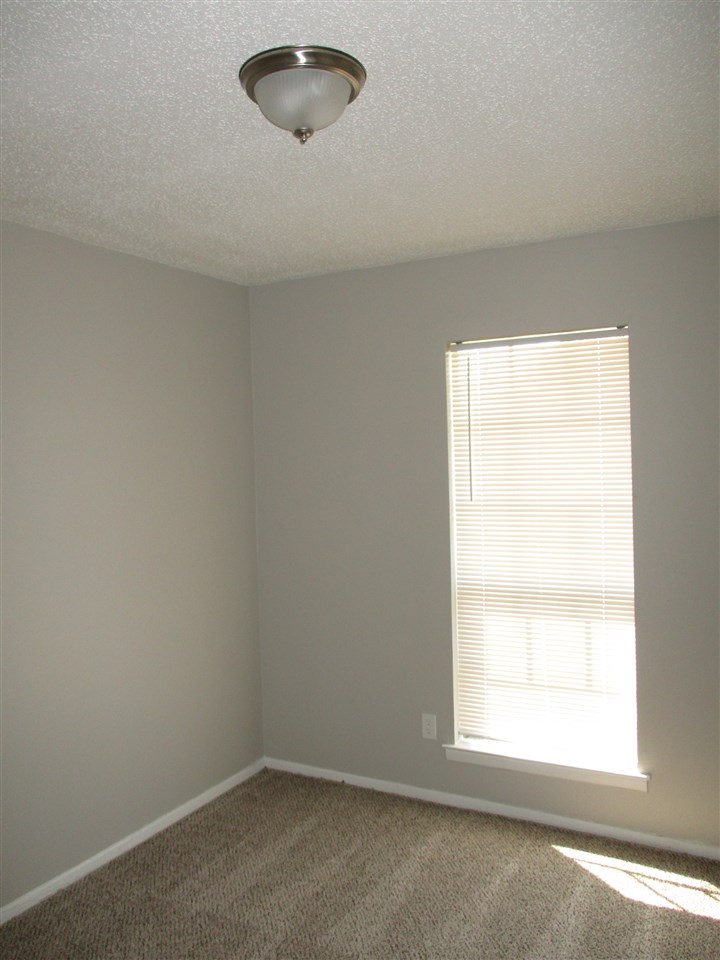 South Briarfield - Residential Lease