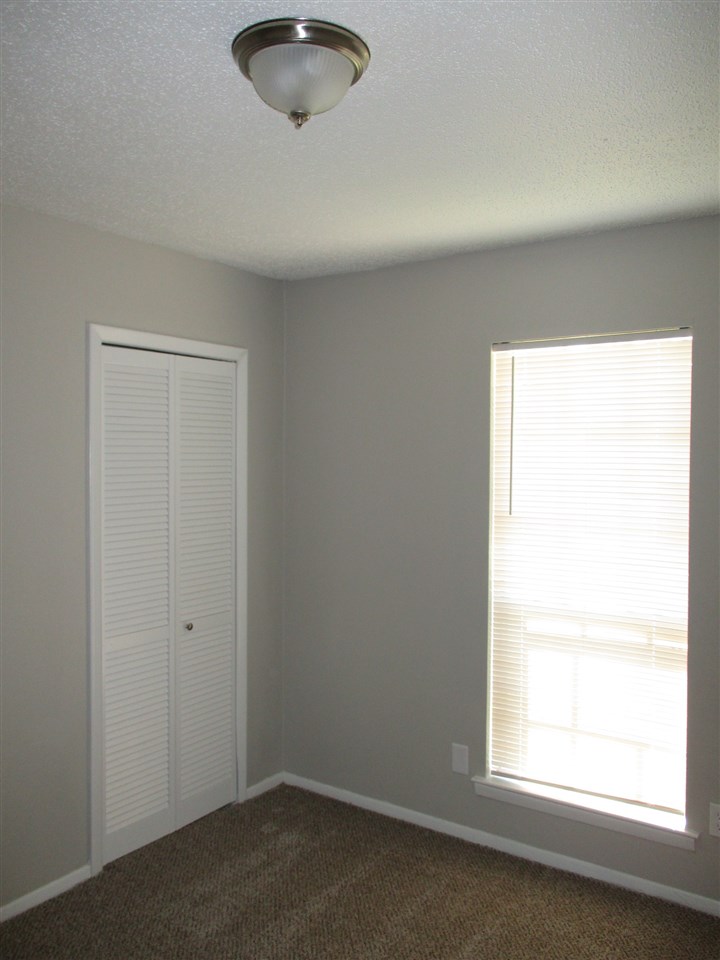 South Briarfield - Residential Lease