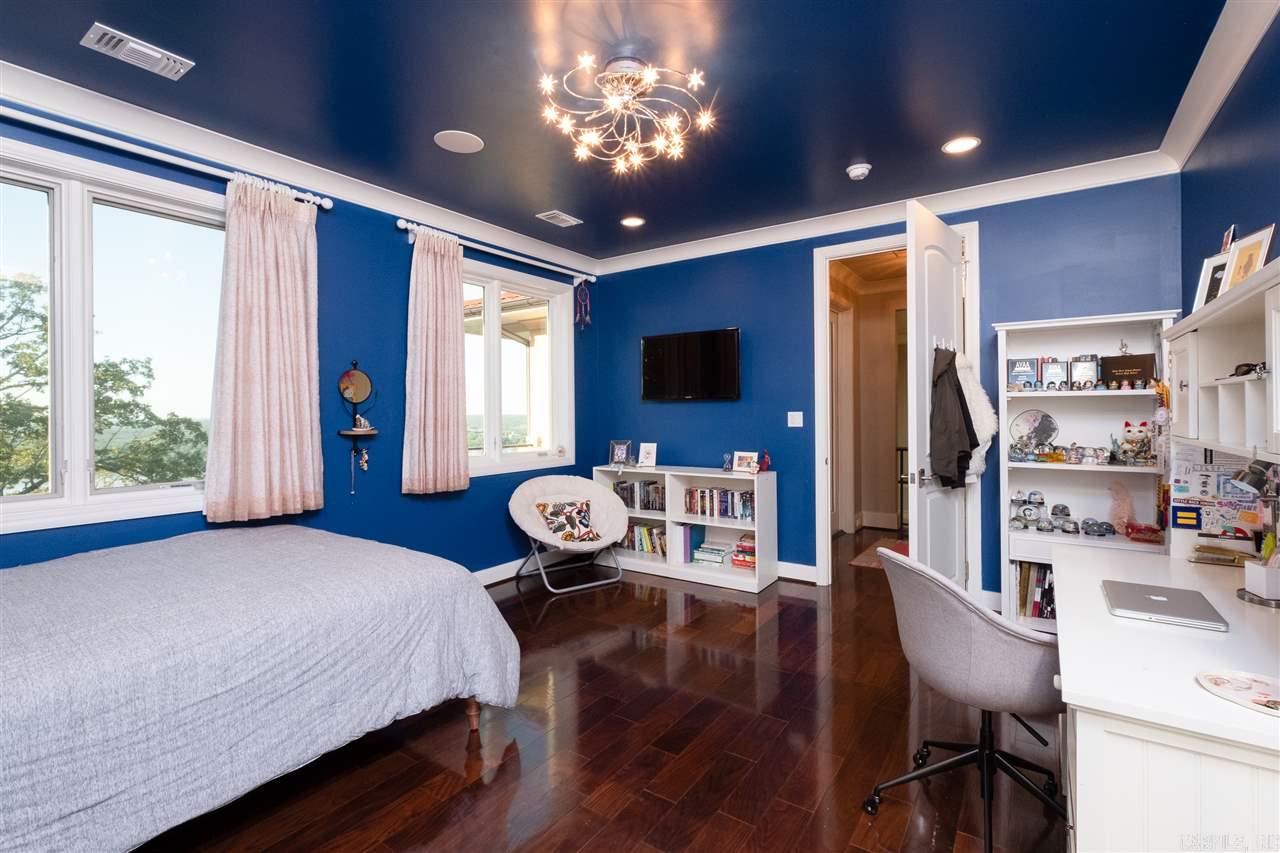 RIVER RIDGE MANOR - Residential