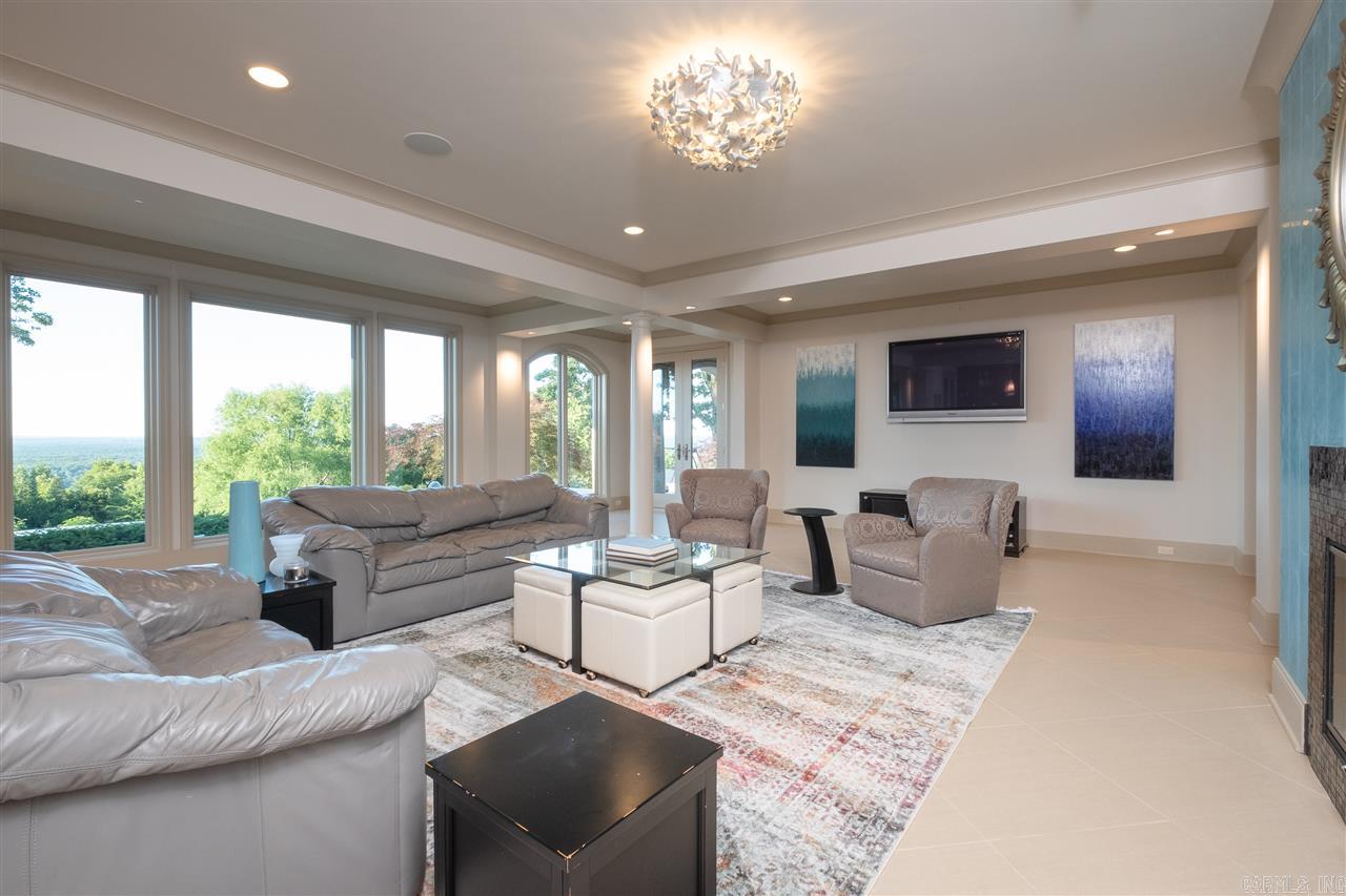 RIVER RIDGE MANOR - Residential