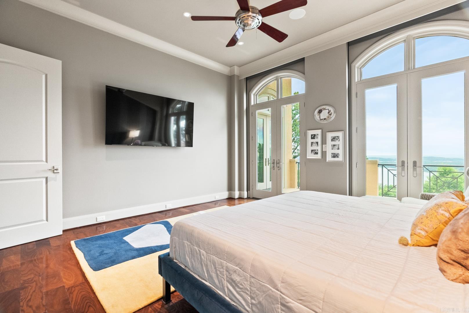 RIVER RIDGE MANOR - Residential