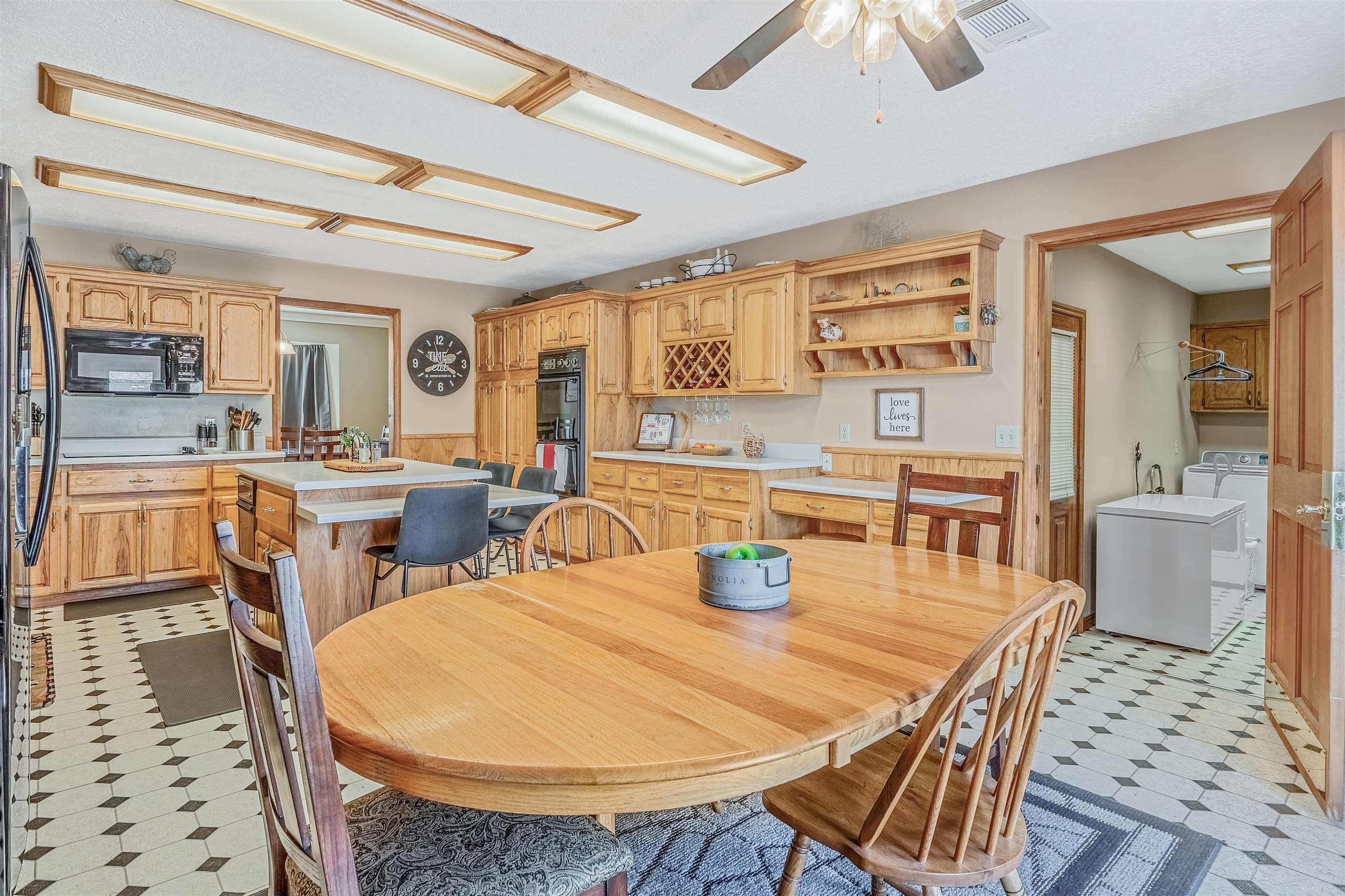 Riverside Estates-River - Residential