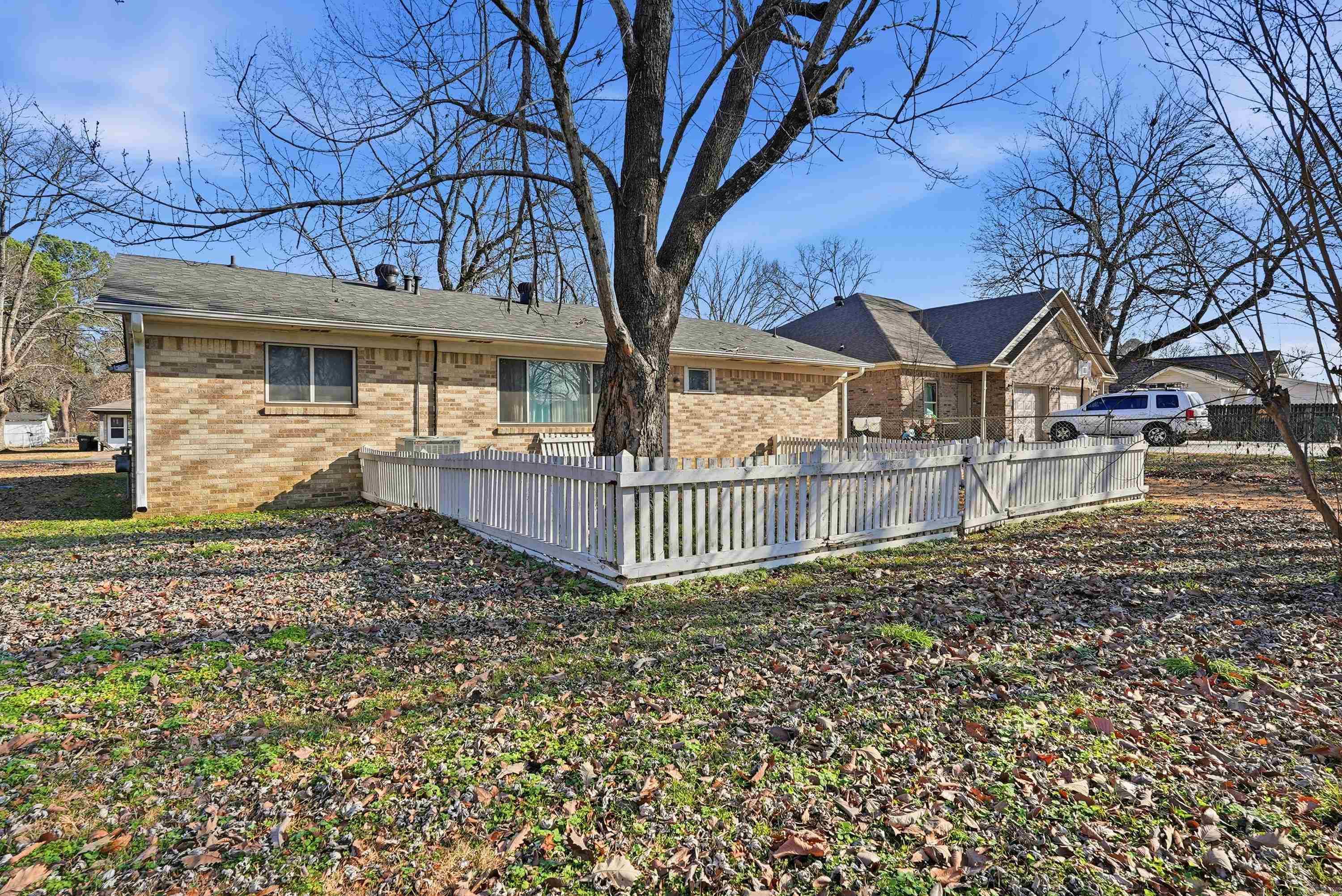 HARKRIDER ADD - Residential