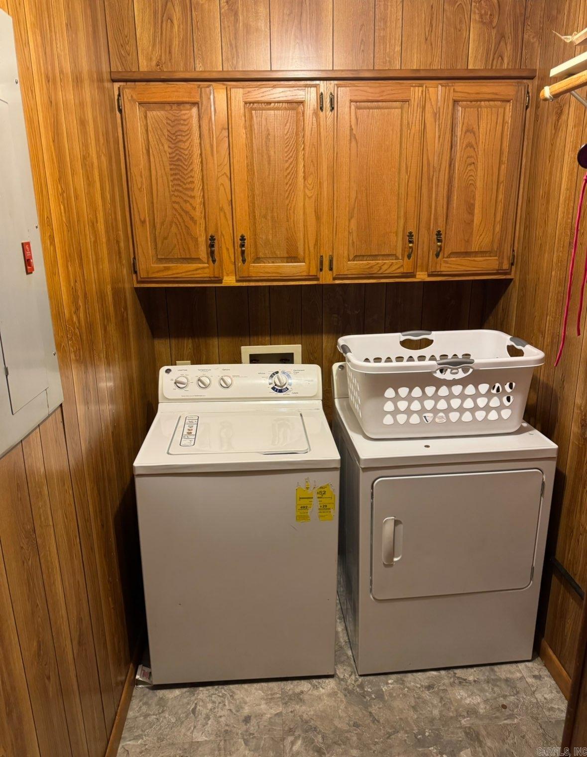 POPLAR ACRES - Residential