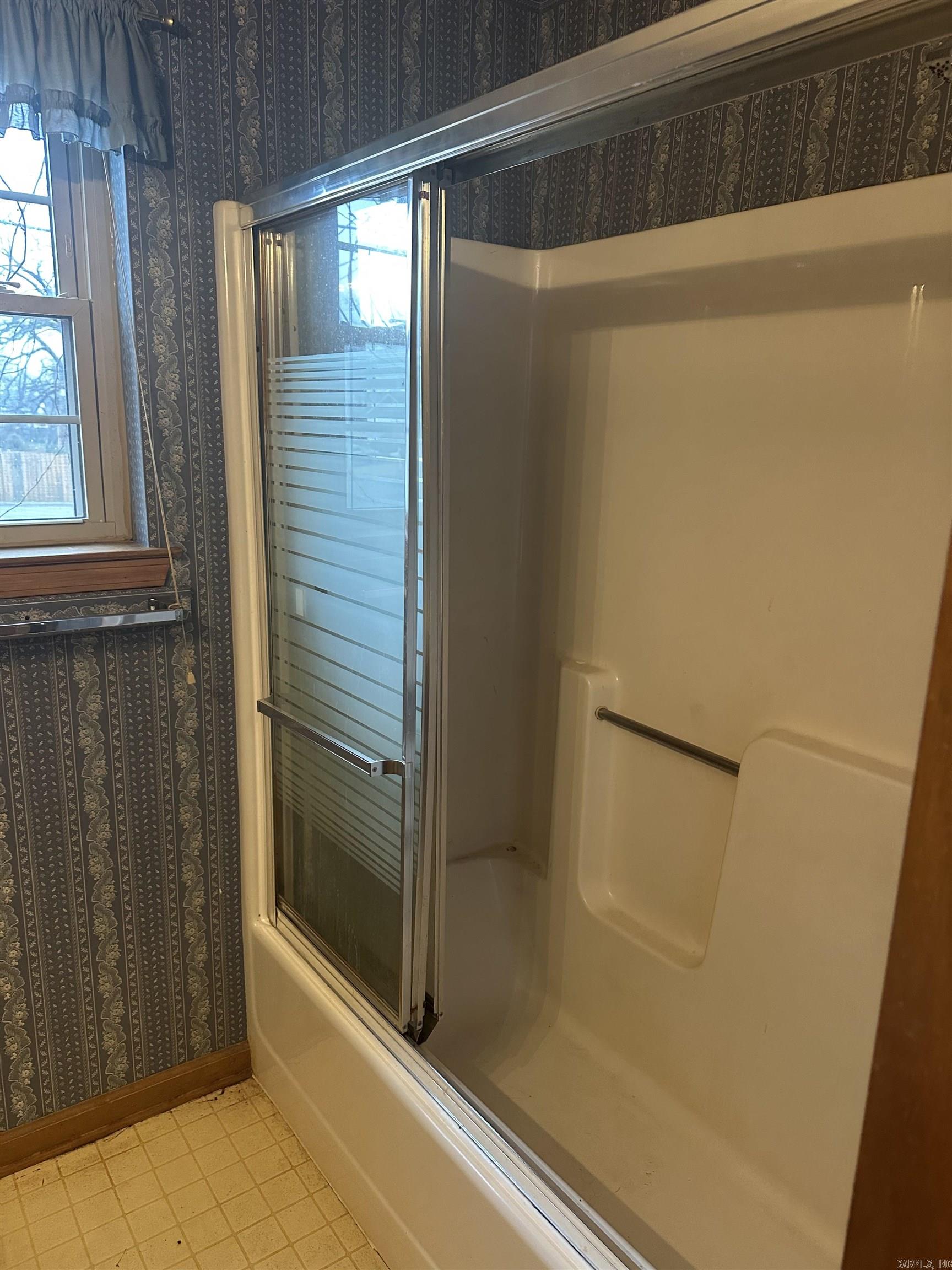 STEWART MANOR - Residential