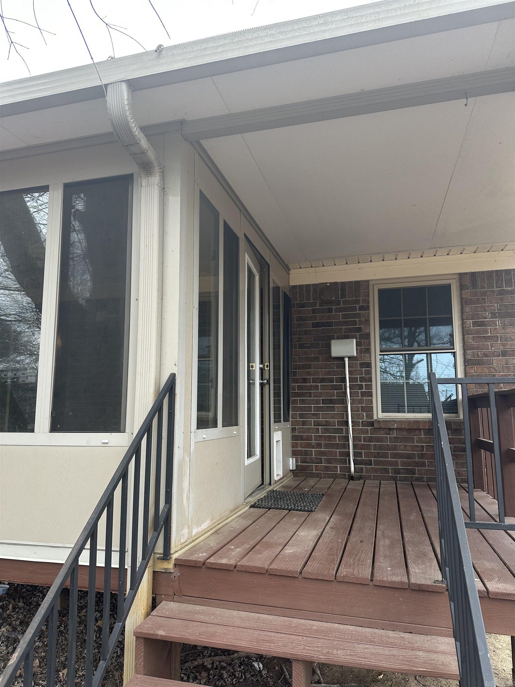 STEWART MANOR - Residential