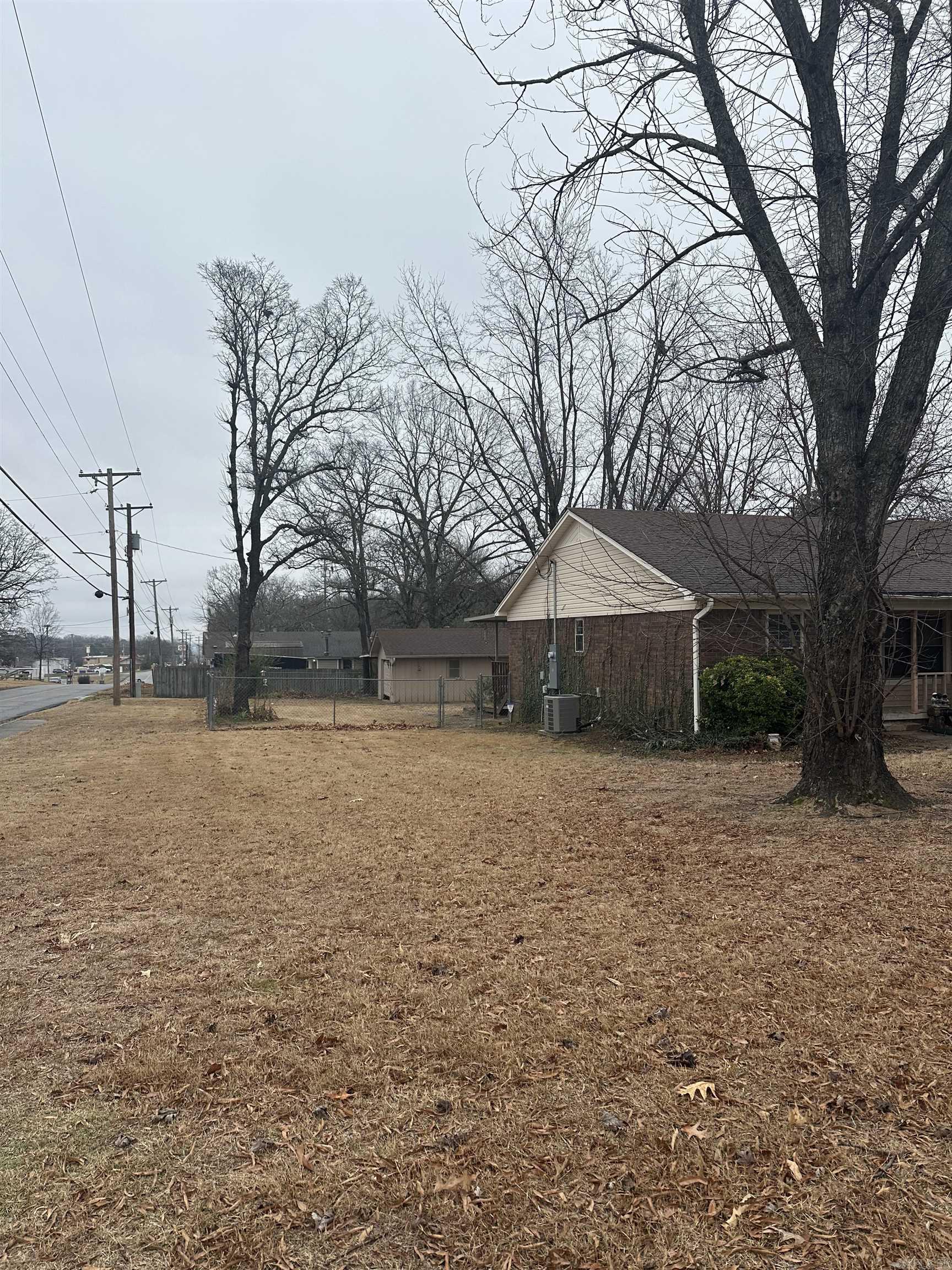 STEWART MANOR - Residential