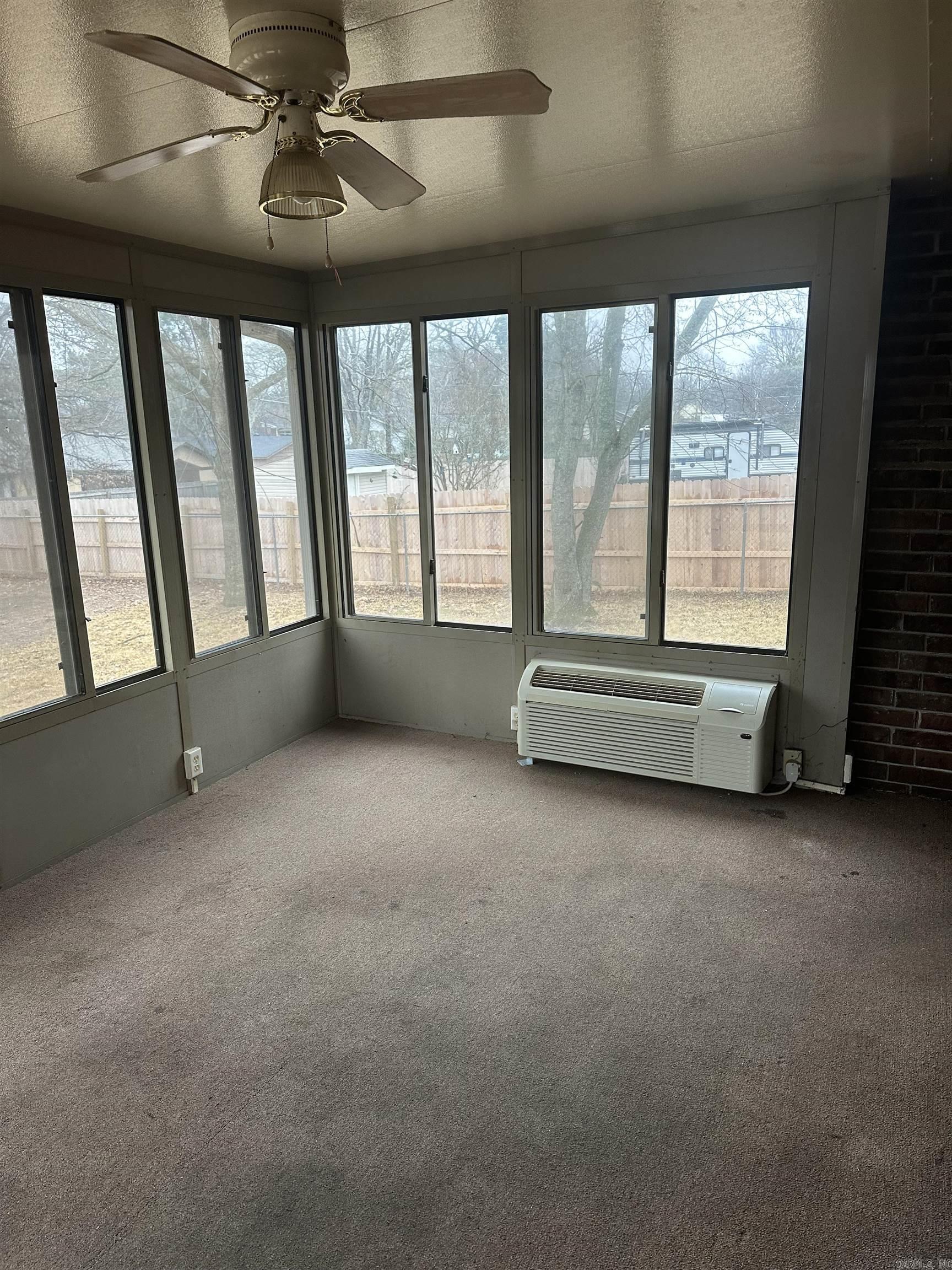 STEWART MANOR - Residential