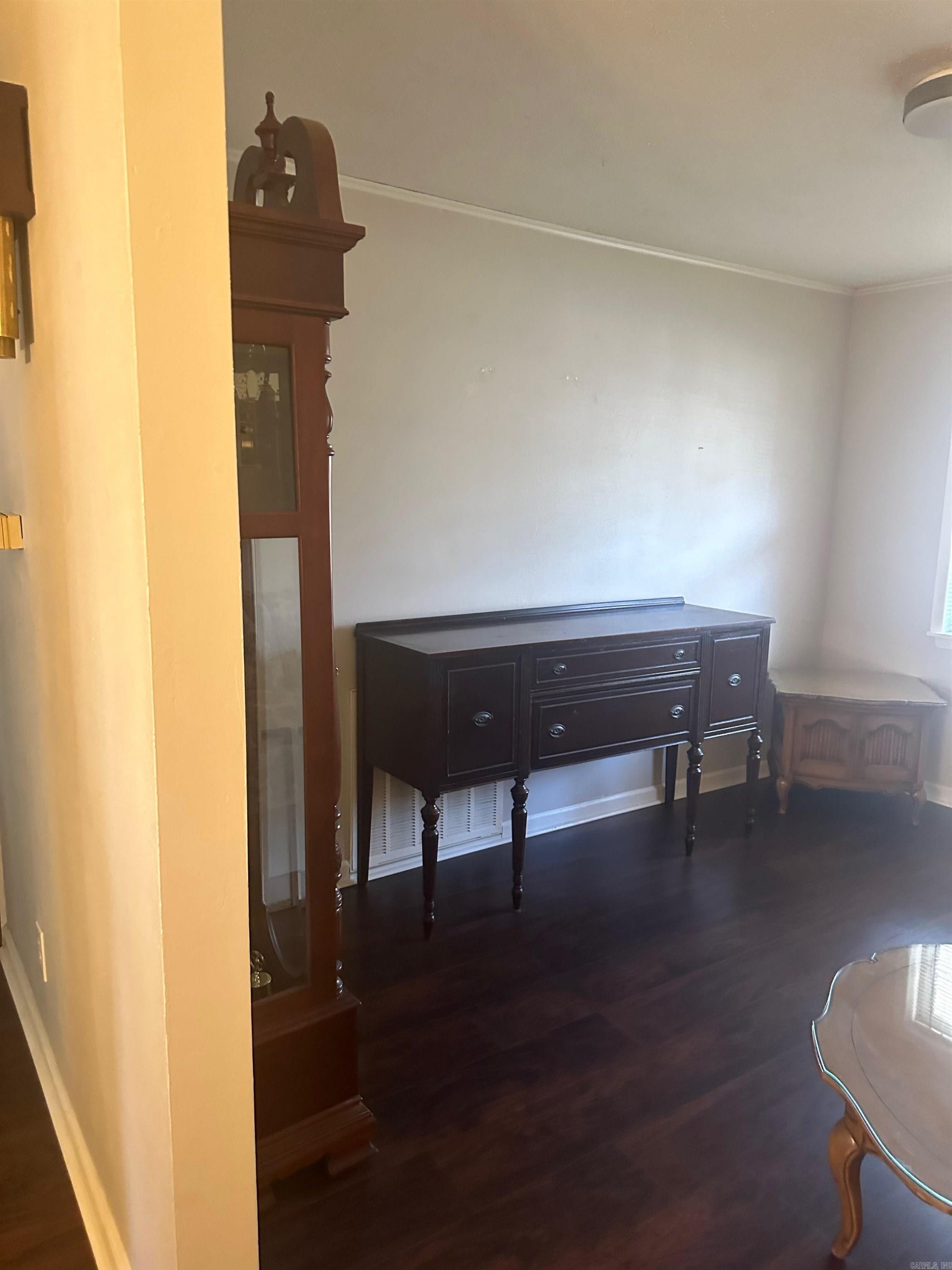 COUNTRY WOOD SUB UNIT - Residential