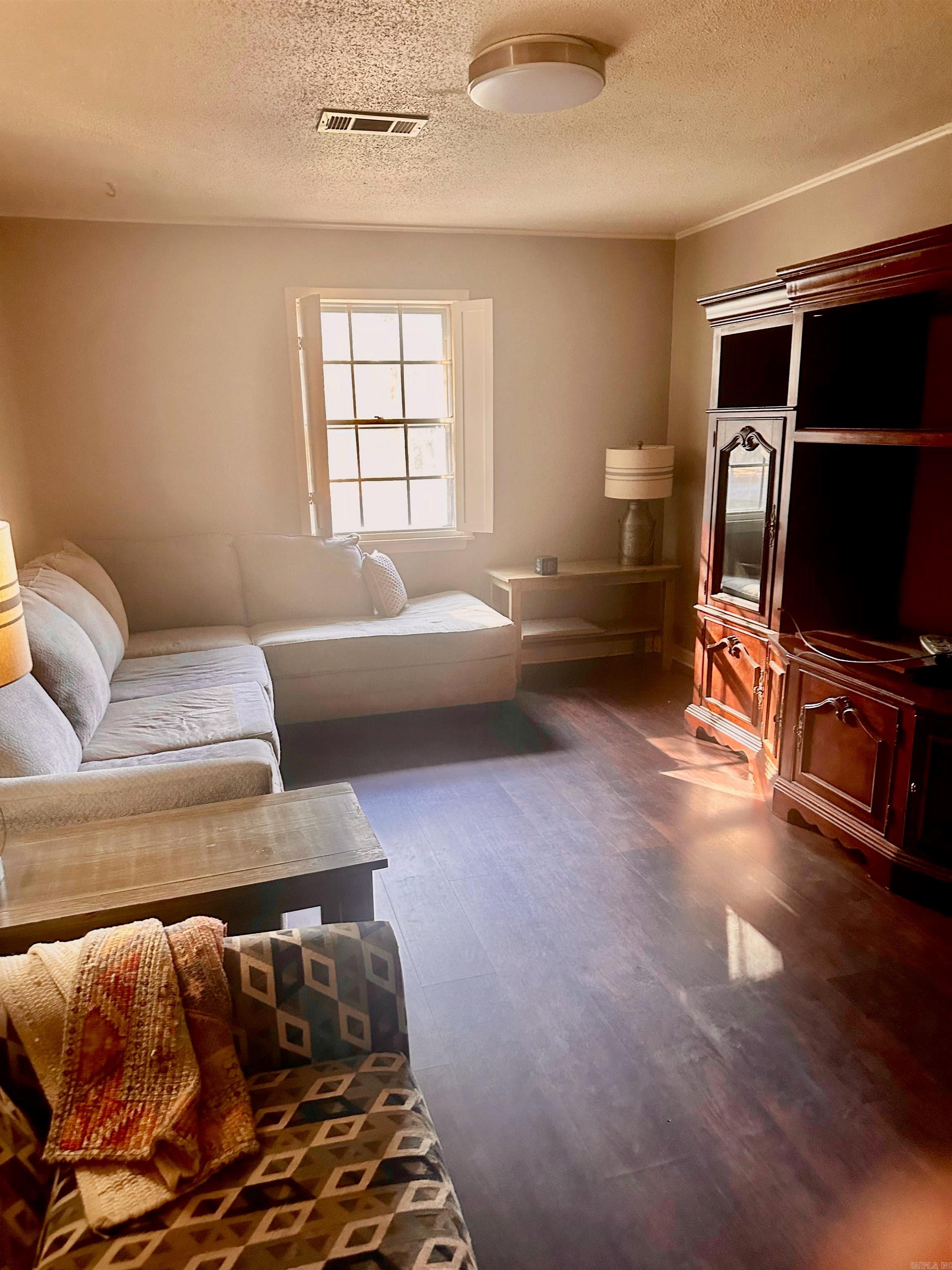 COUNTRY WOOD SUB UNIT - Residential