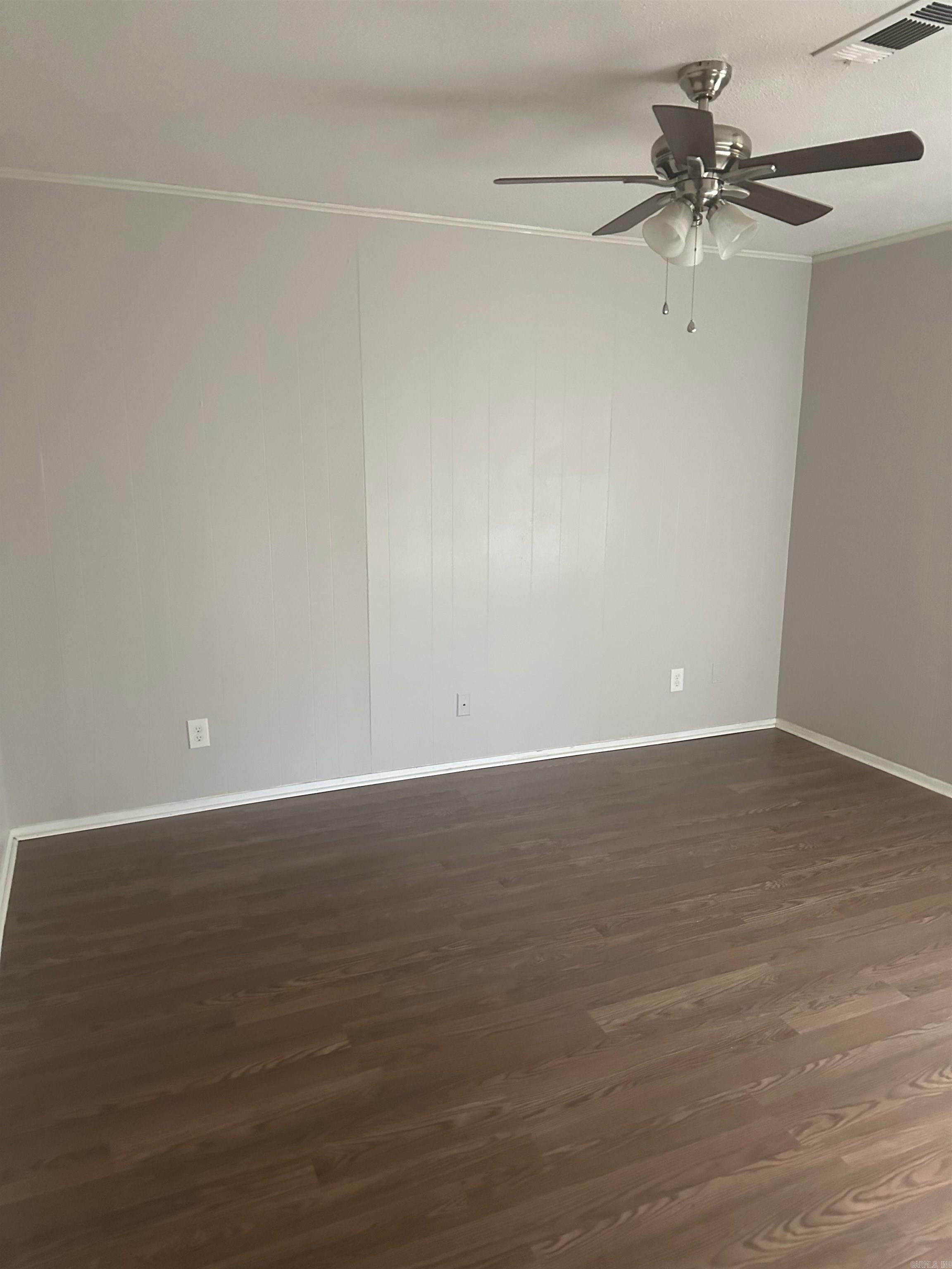 COUNTRY WOOD SUB UNIT - Residential