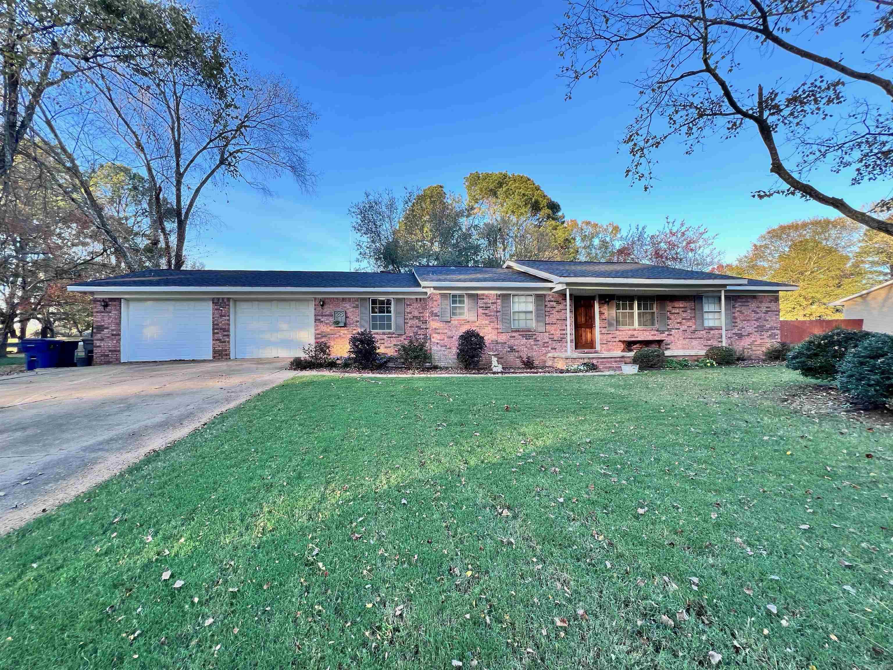 COUNTRY WOOD SUB UNIT - Residential