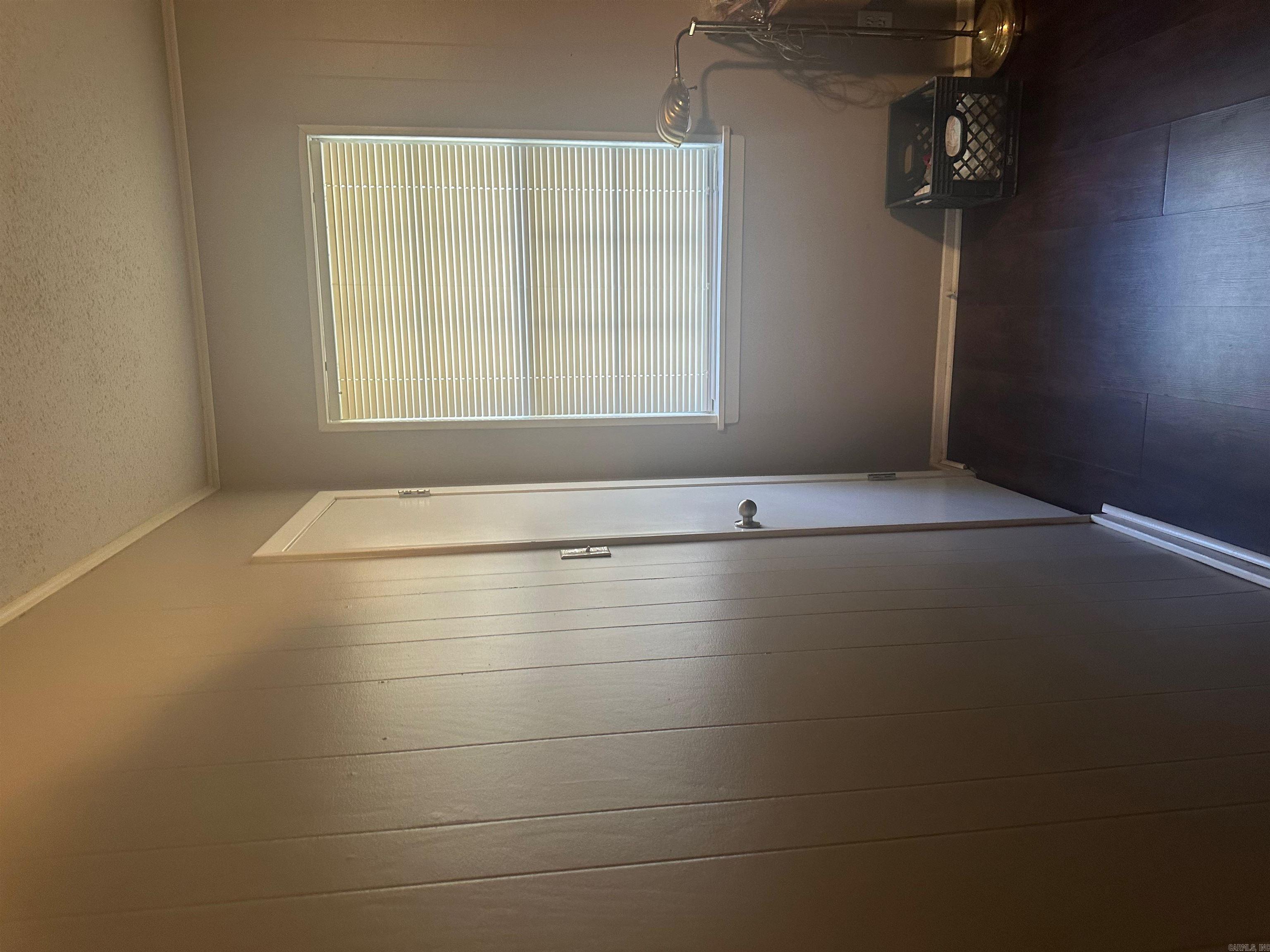 COUNTRY WOOD SUB UNIT - Residential