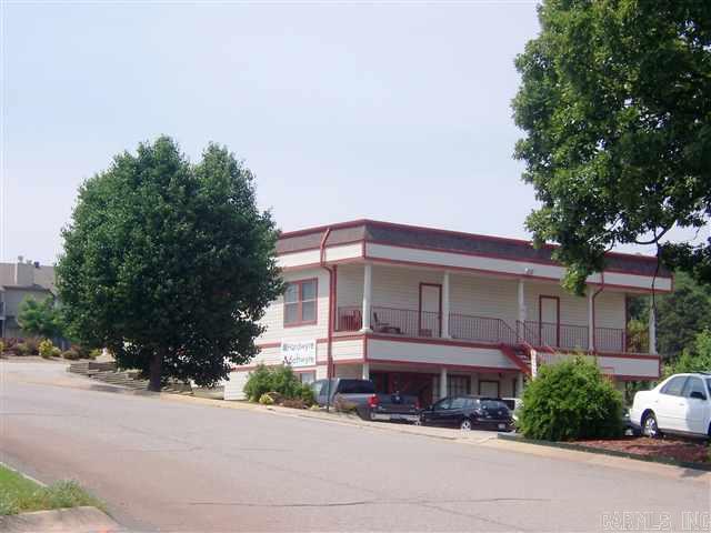 Investment Property in Maumelle. 5,000 SF Building sitting on .5 AC +/-. Zoned C-1. Call for more information!