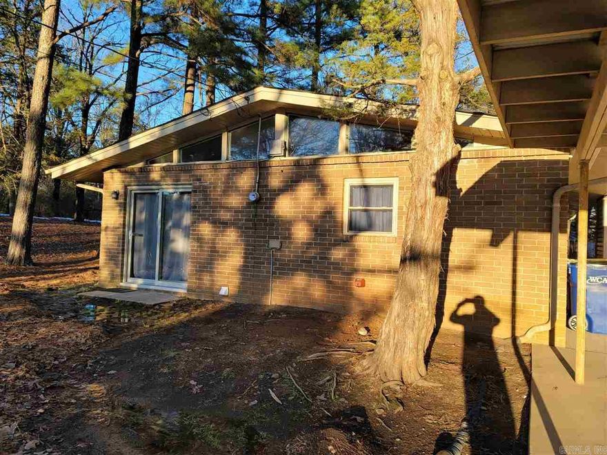 3 bedroom 1.5 bath home. Kitchen appliances included. Washer/dryer hook ups. Storage area. Carport. No pets allowed. Lease terms $925 deposit, $40 application fee. Apply online at c21prjxrentals.com