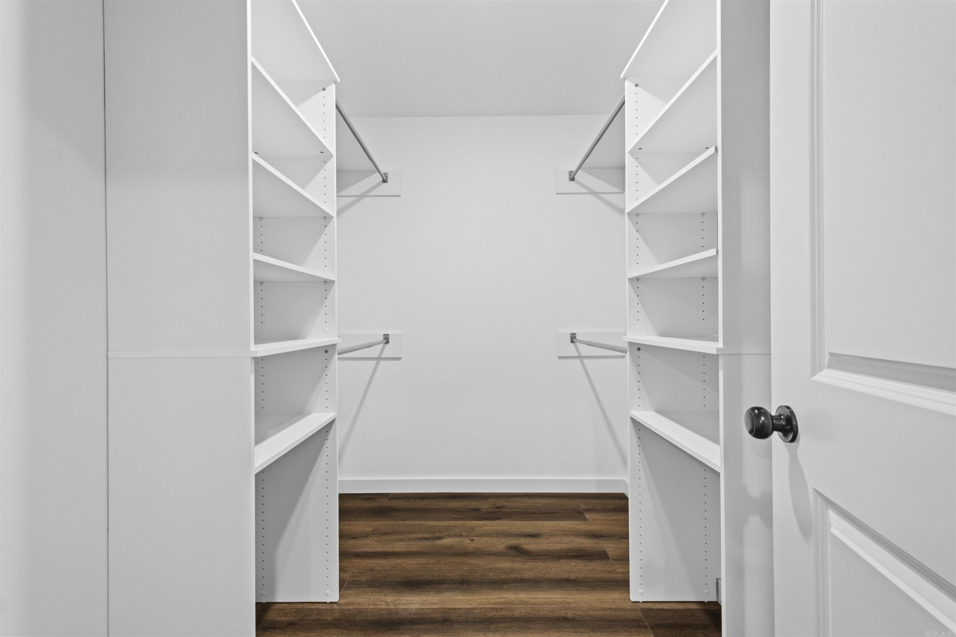 LAKE FARM - Residential