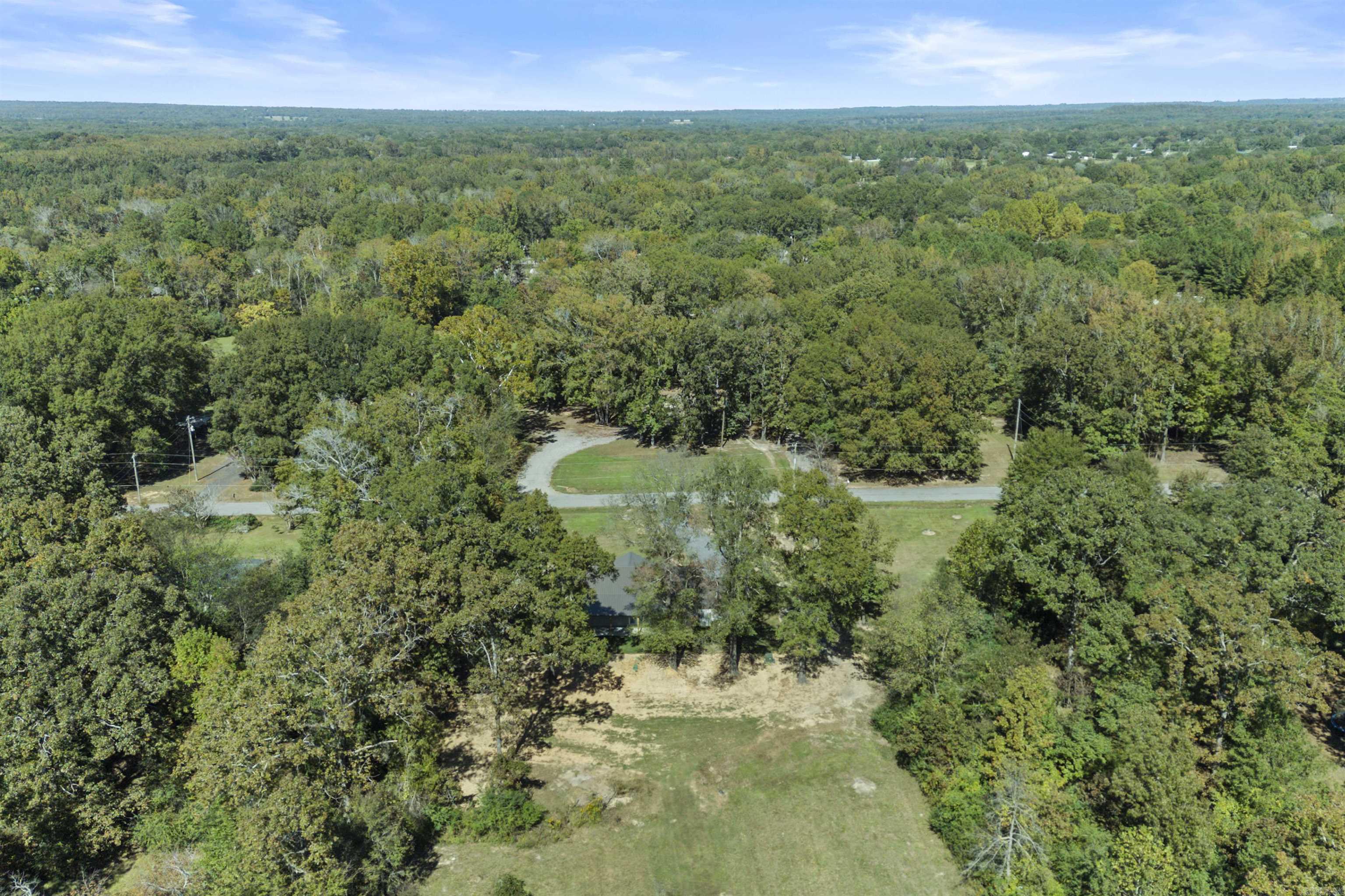 LAKE FARM - Residential
