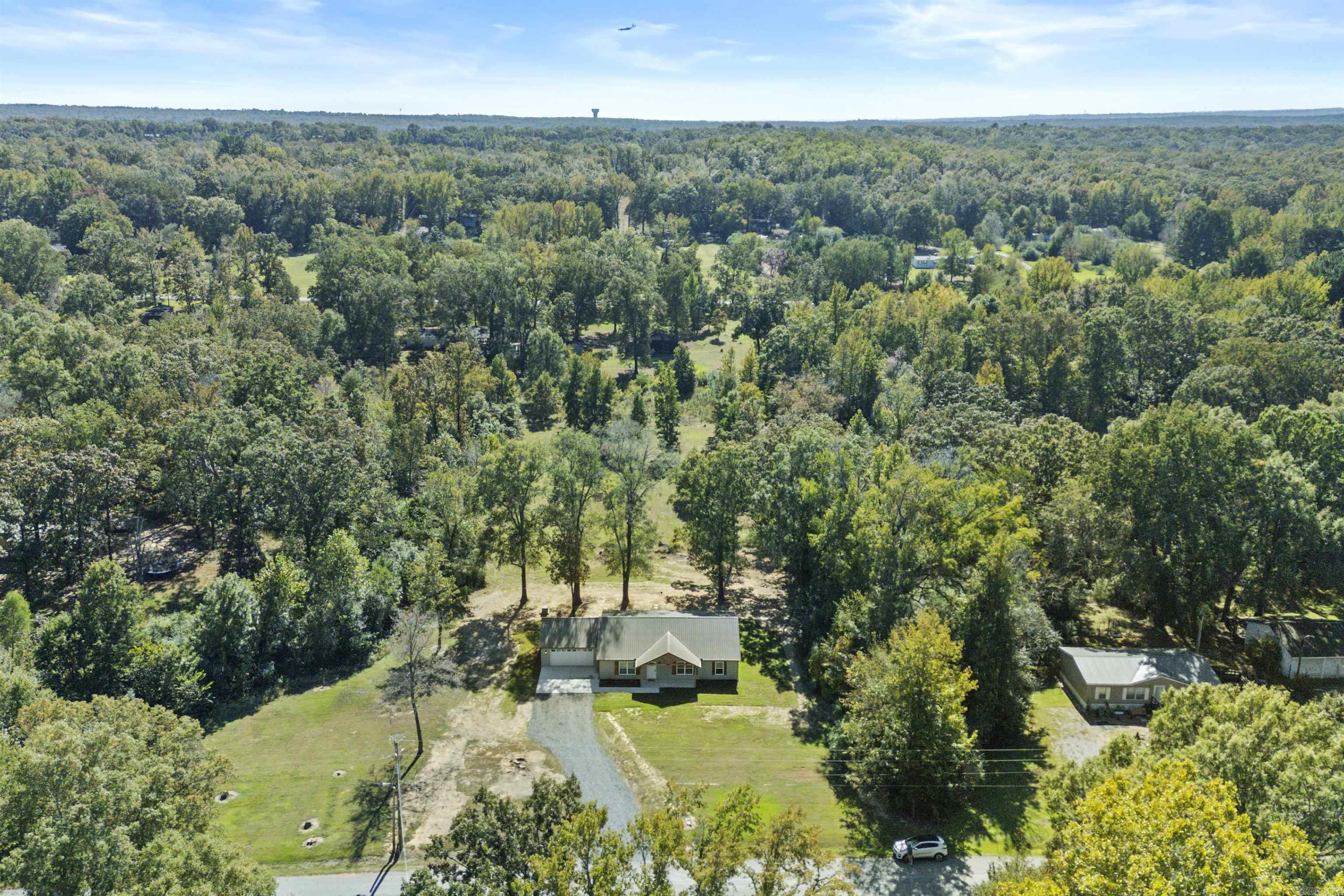 LAKE FARM - Residential