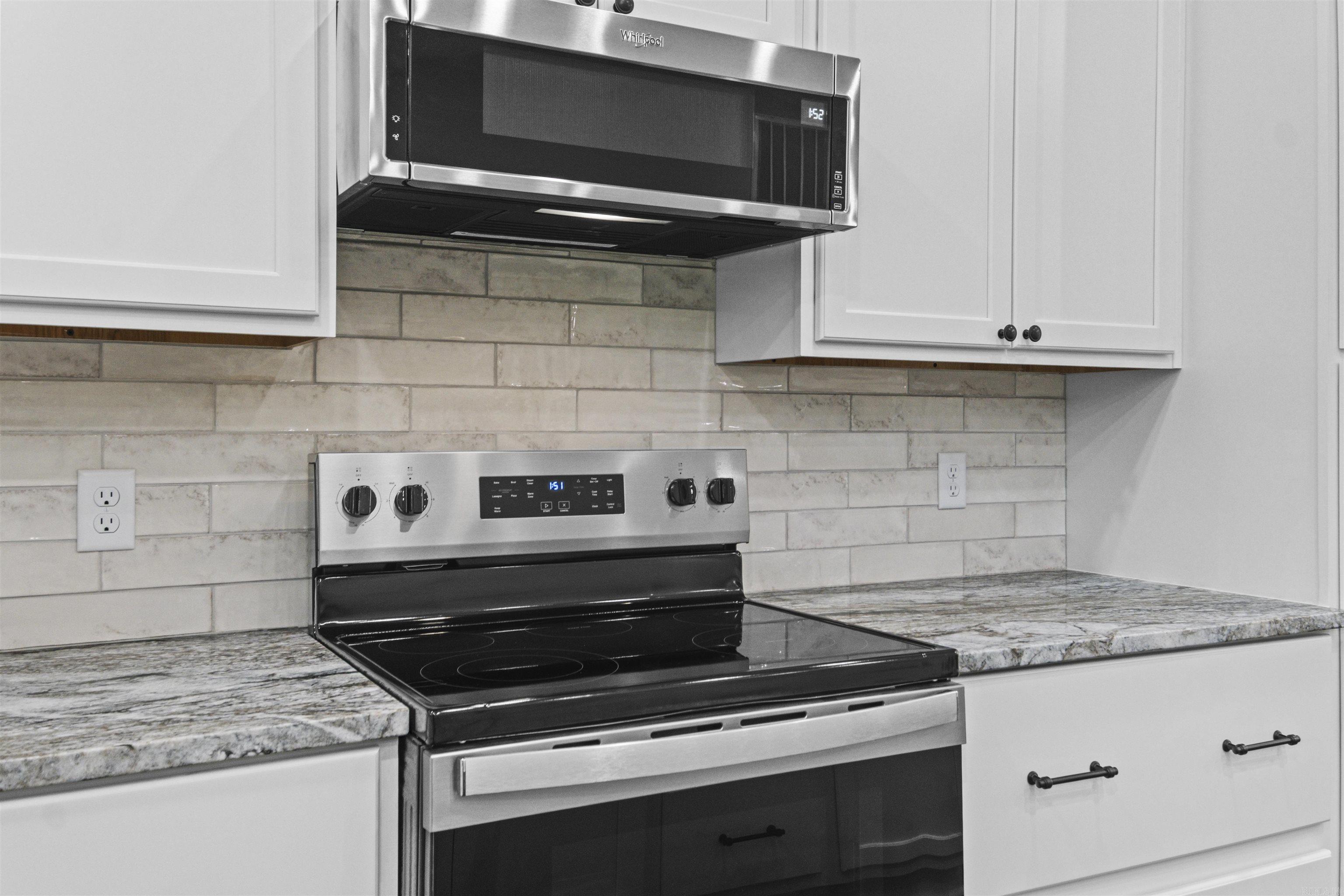 LAKE FARM - Residential