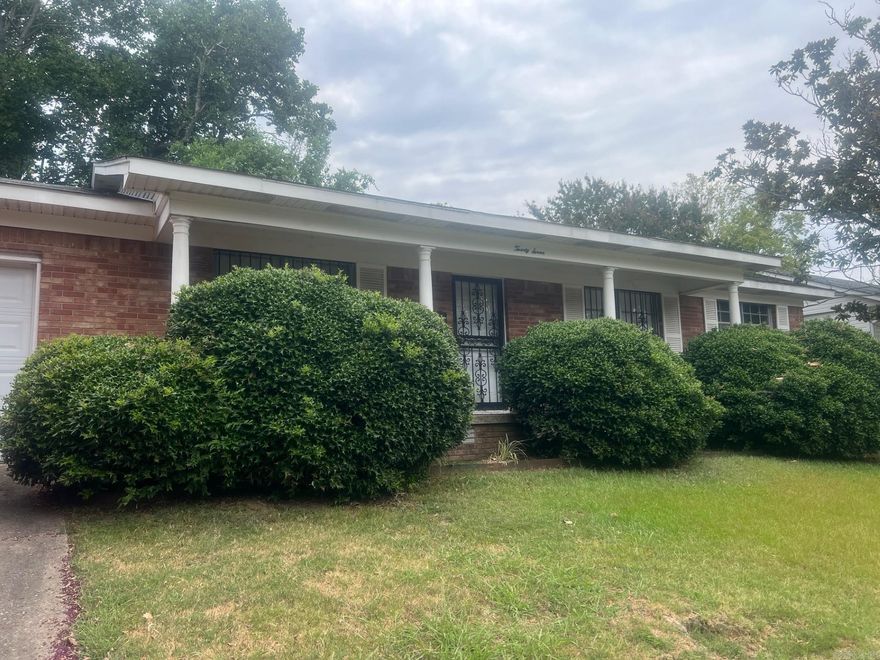 Awesome location!  Heart of West Little Rock!  All brick features 3BR, 2BA, fabulous wood flooring, formal living, huge/fully fenced back yard and more! Investors welcome!