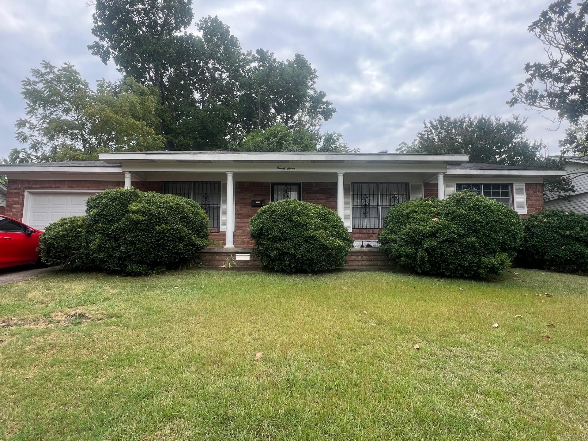 BROOKFIELD - Residential