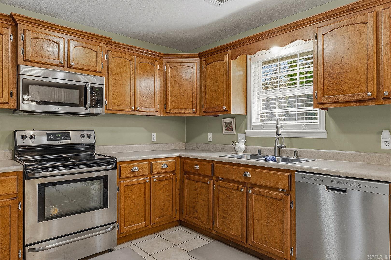 CARRIAGE HILL - Residential