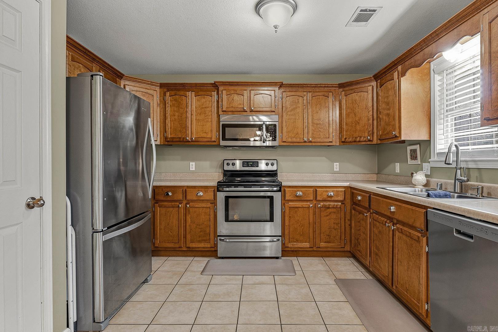 CARRIAGE HILL - Residential