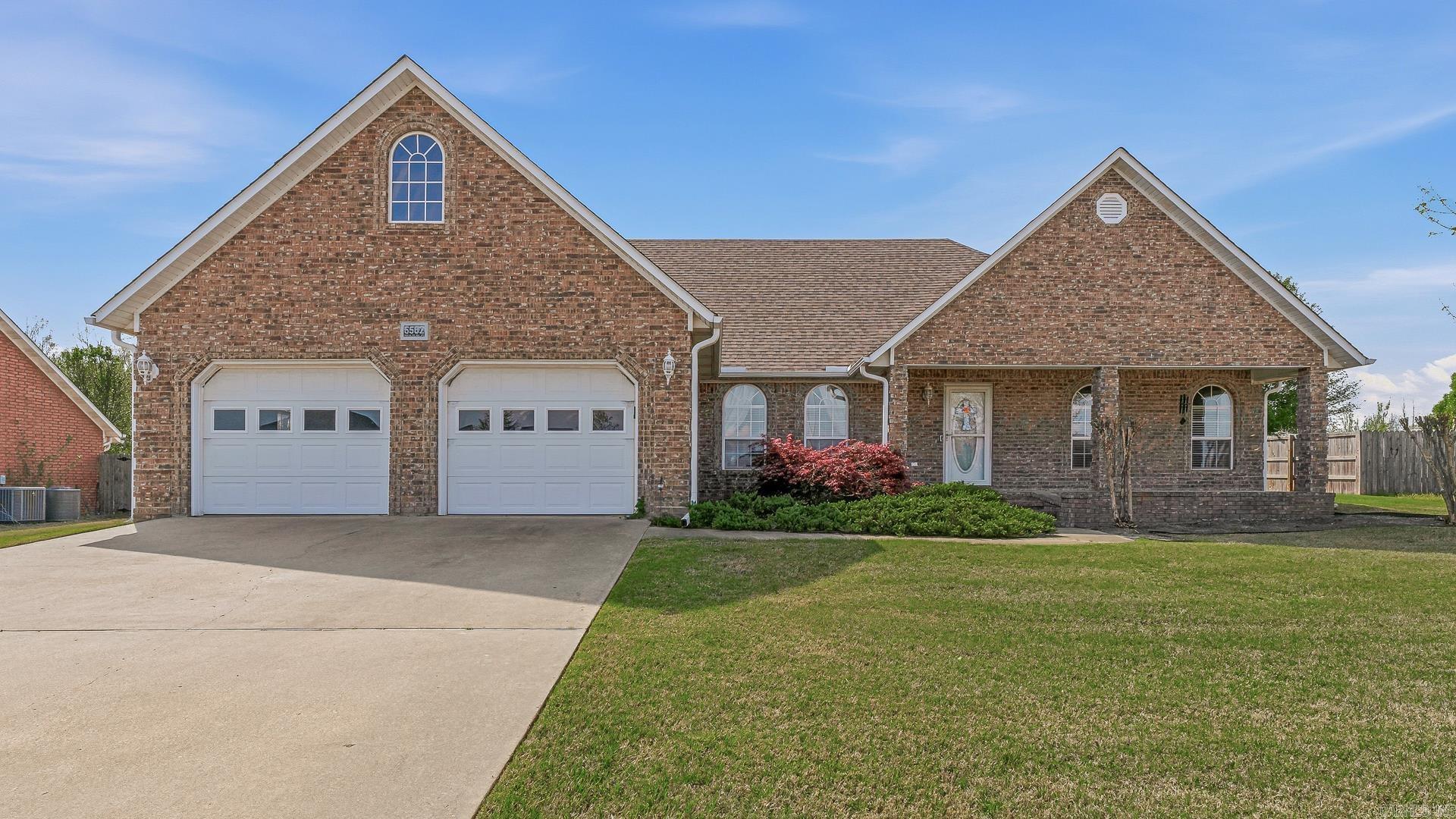 CARRIAGE HILL - Residential