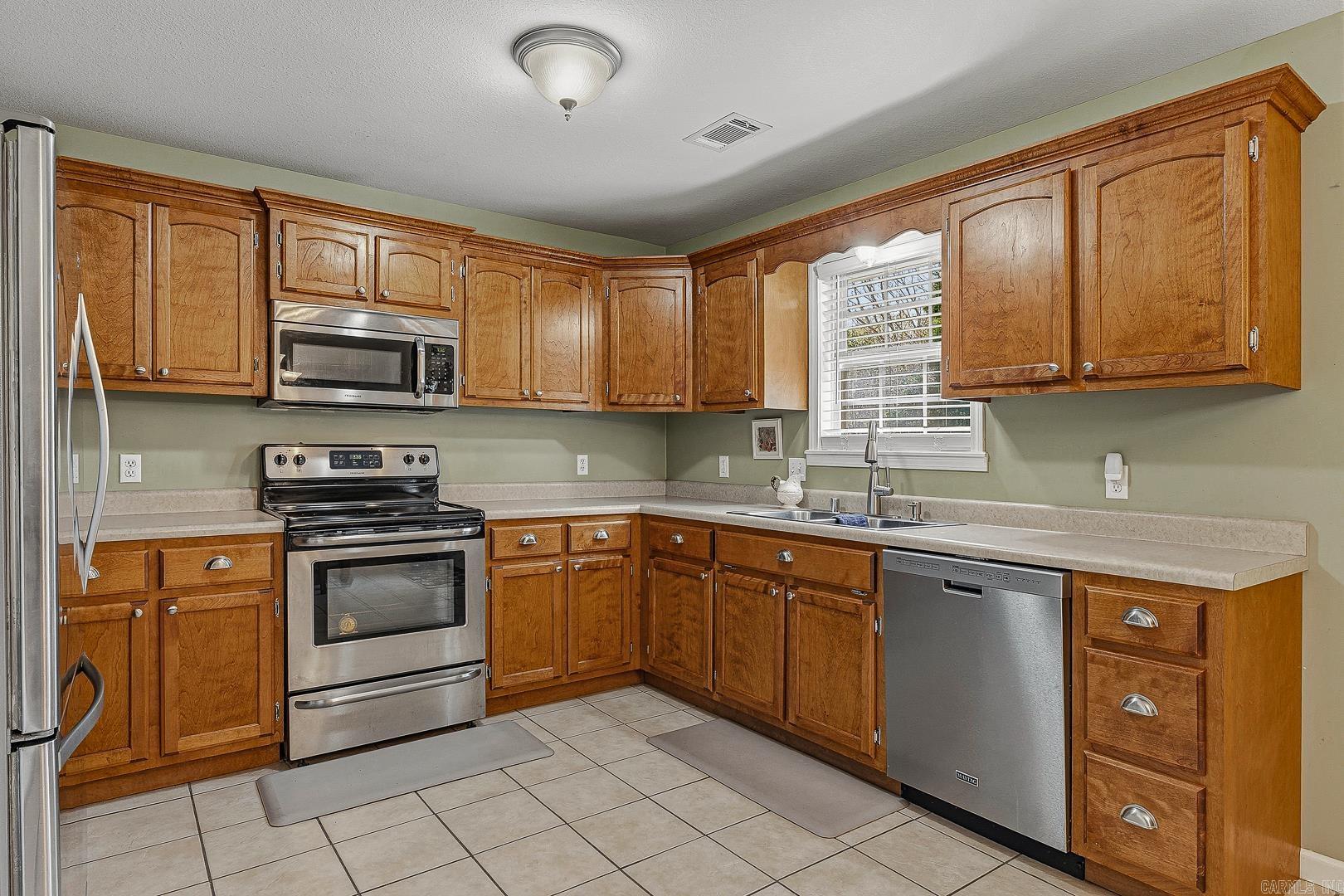 CARRIAGE HILL - Residential