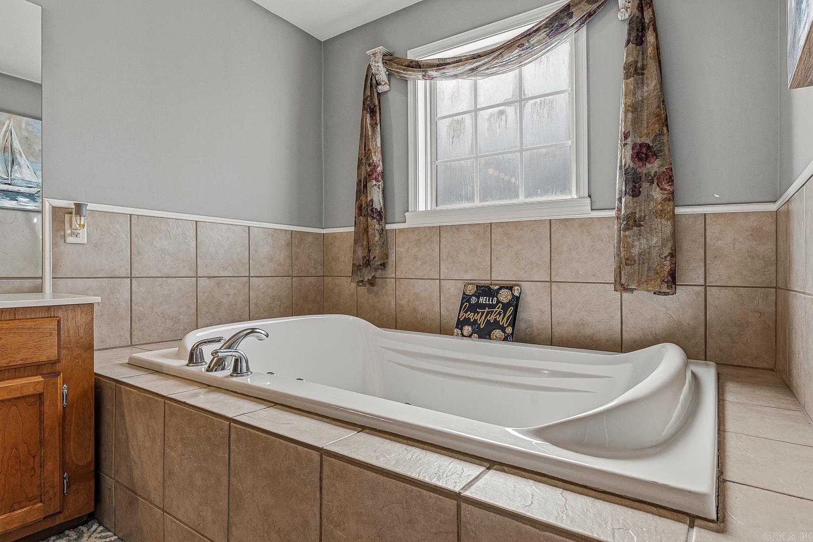 CARRIAGE HILL - Residential